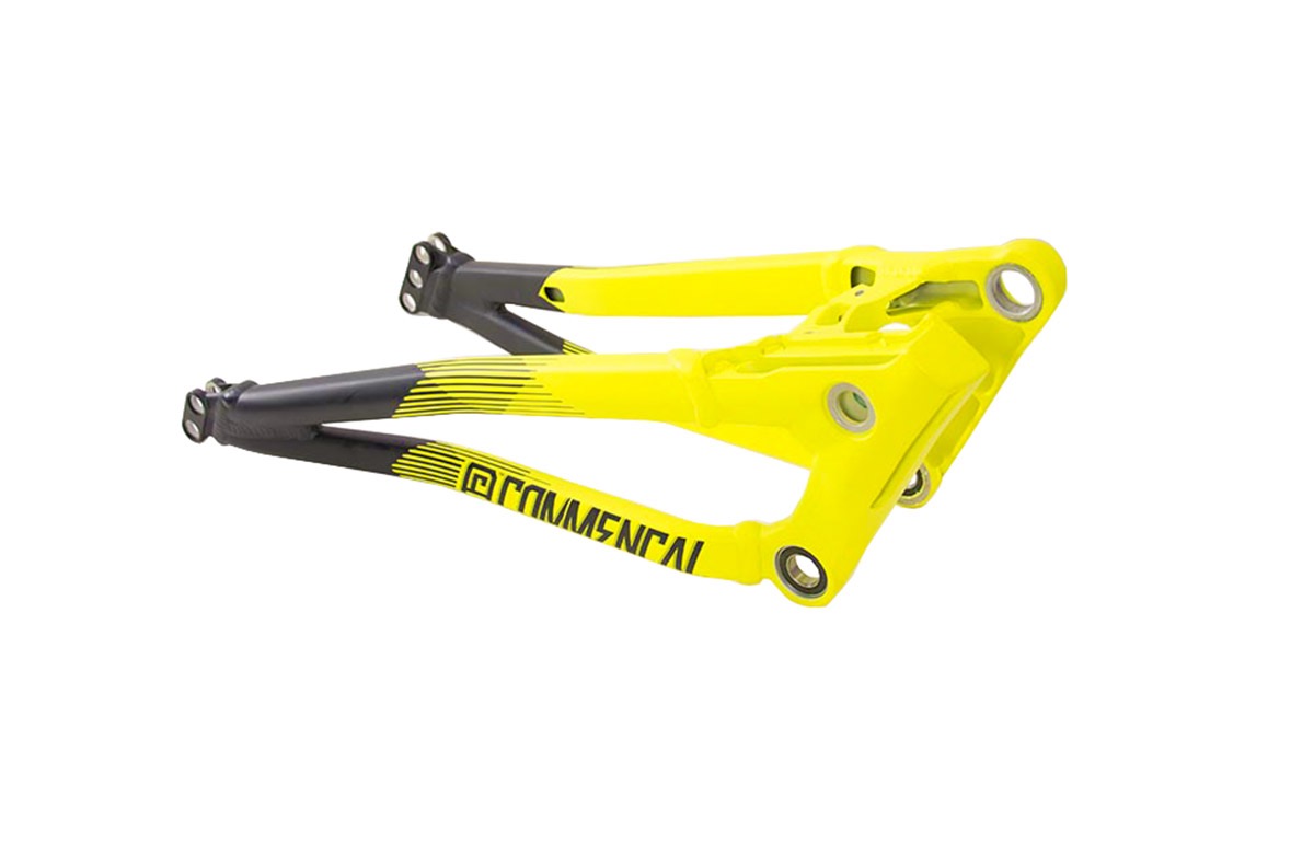 REAR TRIANGLE SUPREME DH V4 650B YELLOW image number null