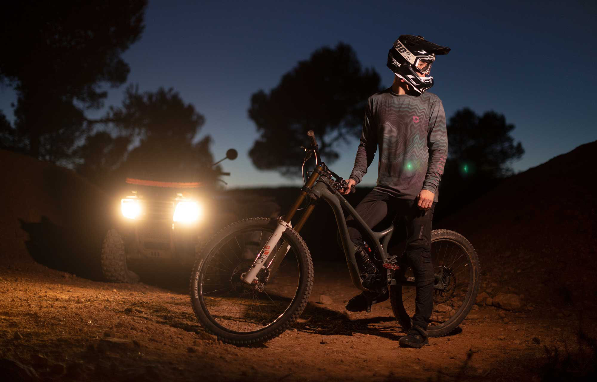 COMMENCAL SOFTECH LONG SLEEVE JERSEY FLASH image number 5