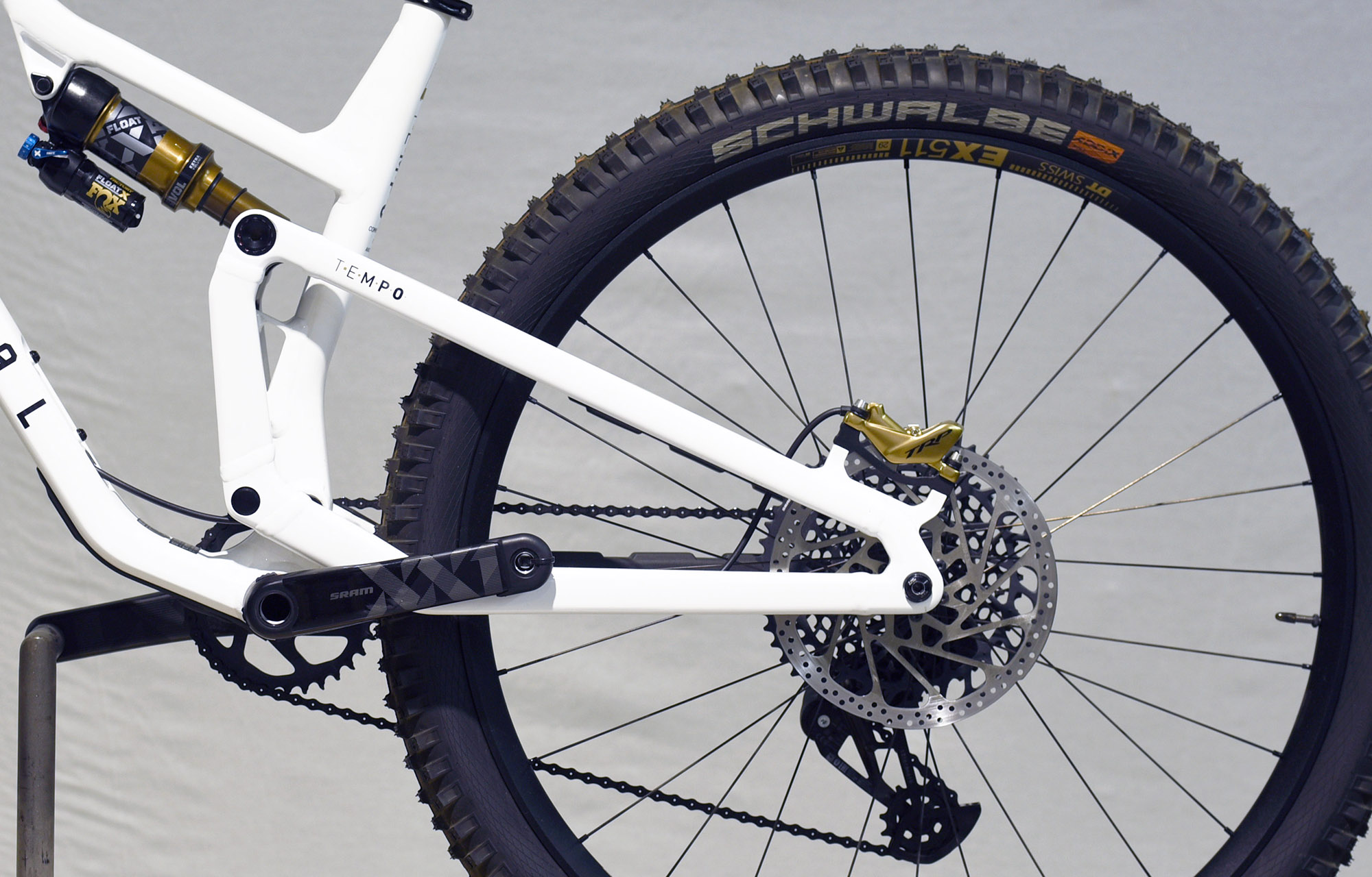 COMMENCAL T.E.M.P.O PURE WHITE ALC - L (23100030) image number null