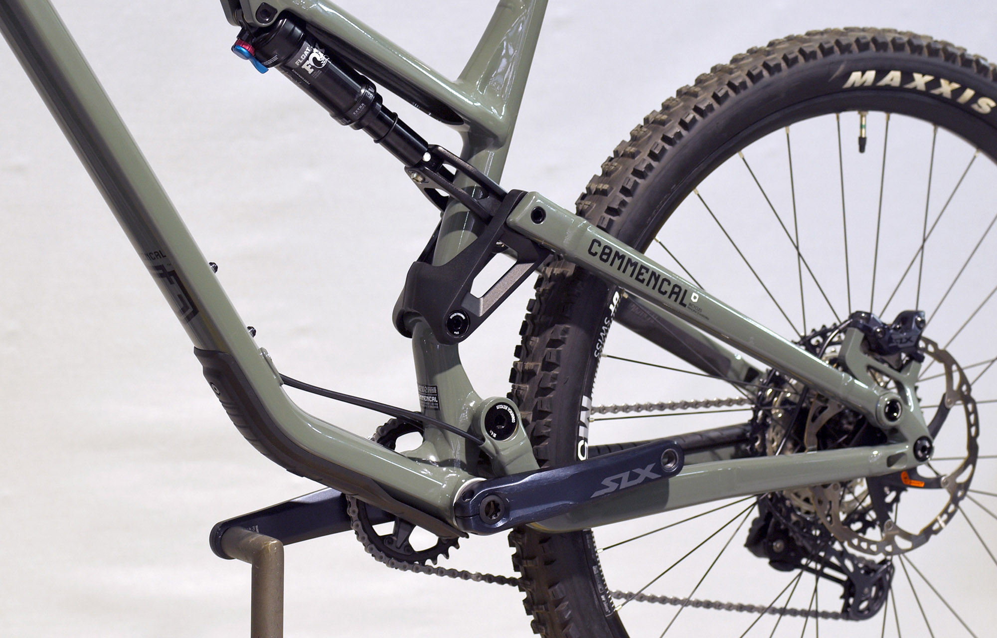 COMMENCAL META TR ESSENTIAL KESWICK GREEN - XL (22120304) image number null