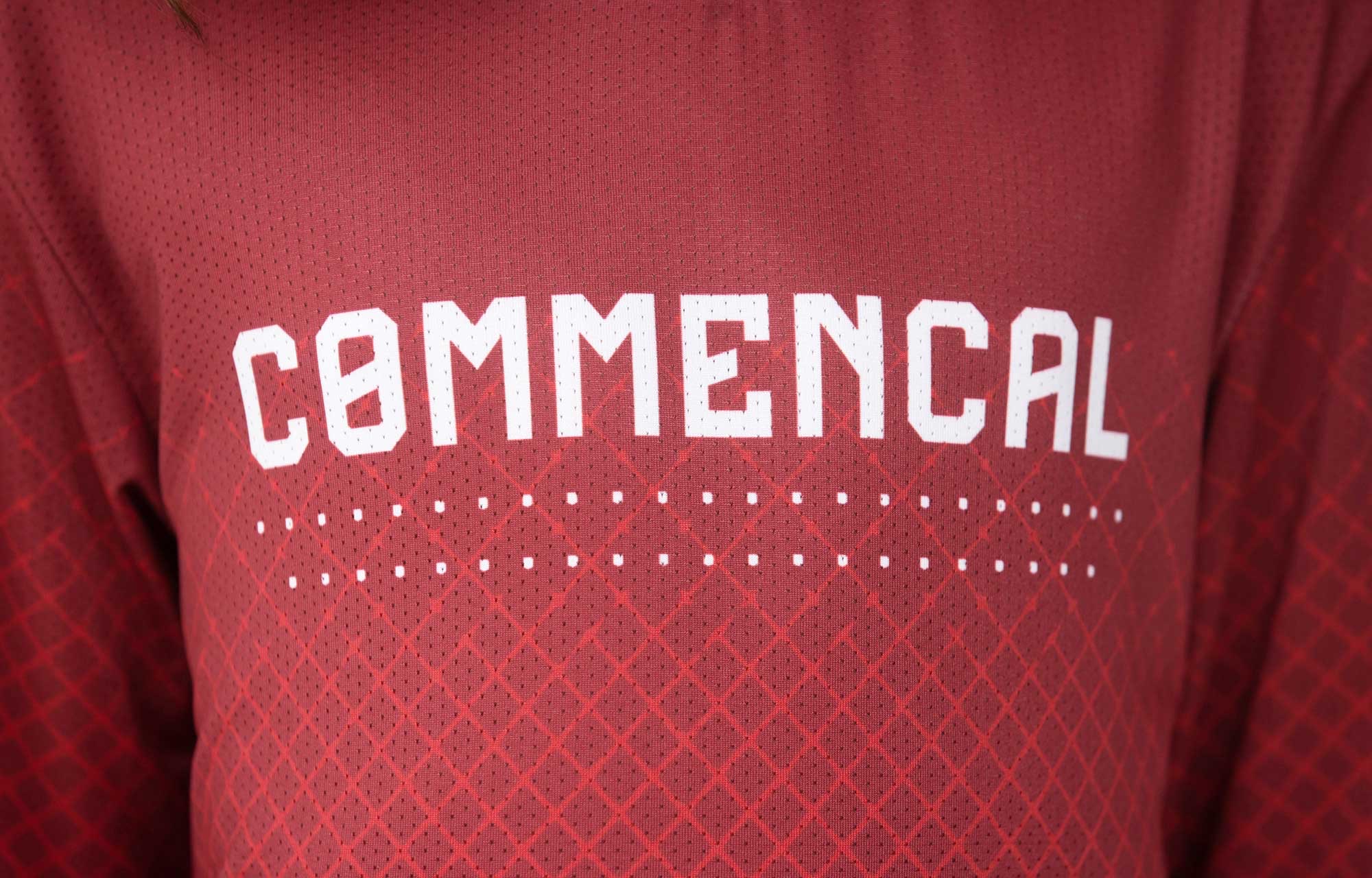 COMMENCAL KIDS JERSEY RED image number 2