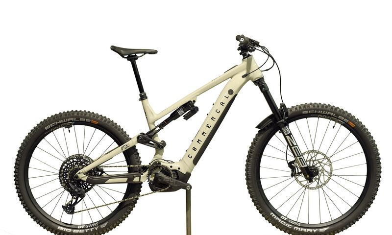 COMMENCAL META POWER SX BOSCH RACE CHALK - L (23181403) 3 km
