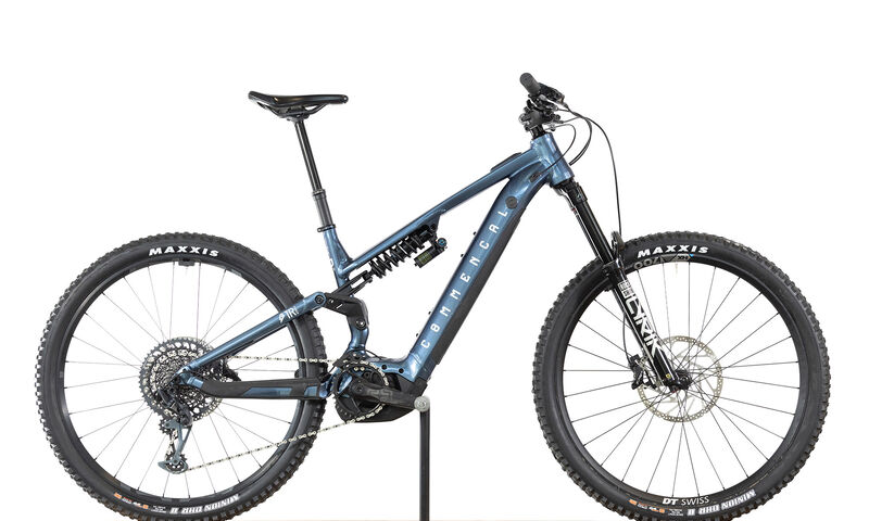 COMMENCAL META POWER TR BOSCH RACE SPARKLY BLUE - M (22181402) 664km