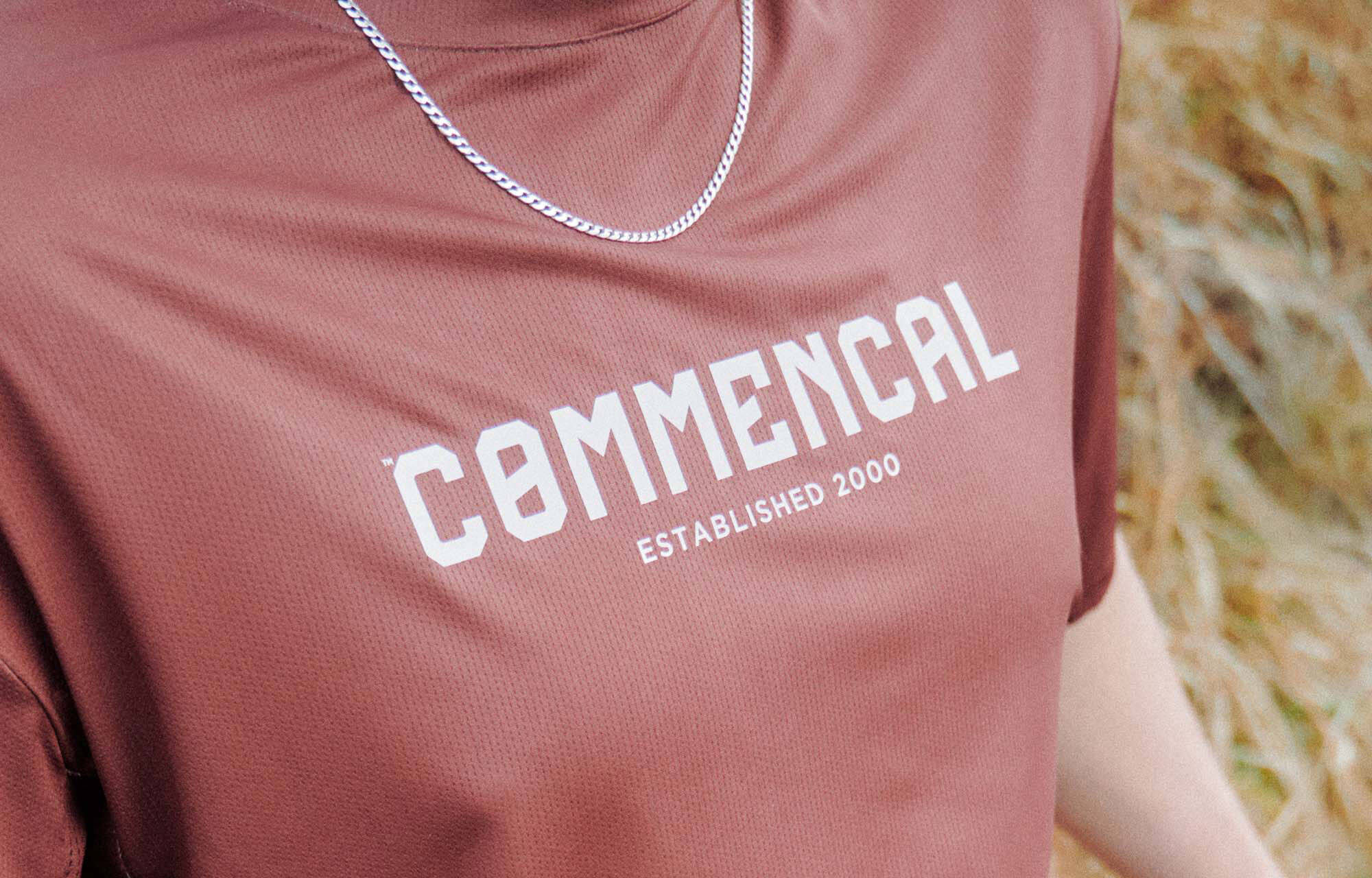 MAILLOT COMMENCAL LIGHTECH MANCHES COURTES CORPORATE RED DIRT image large number 1