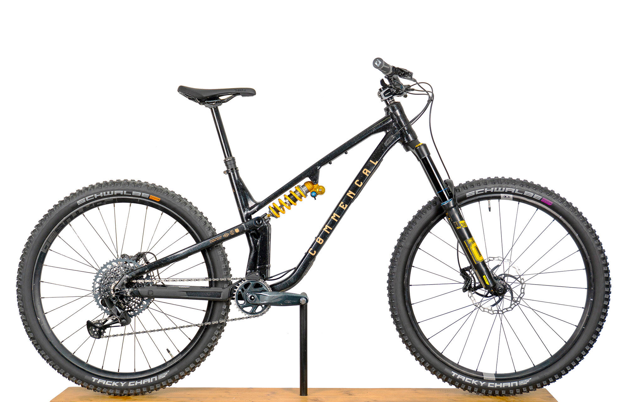 COMMENCAL META V5 OHLINS EDITION GLITTERY BLACK - L (23122403) image number null