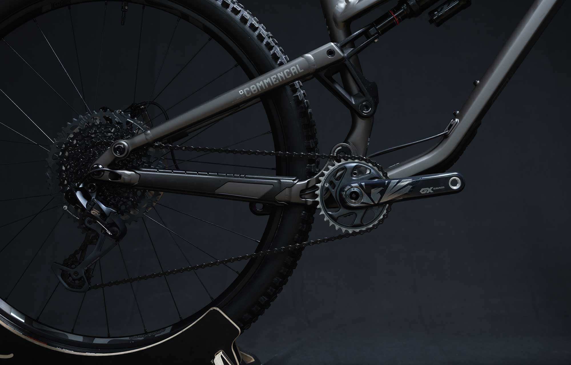 COMMENCAL META TR V4 ALC DARK SLATE image large number 4