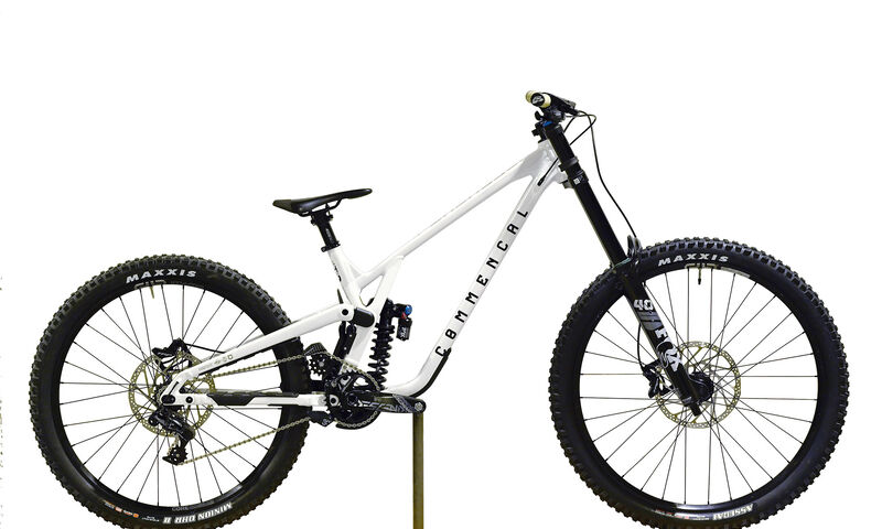 COMMENCAL SUPREME DH V5 ESSENTIAL GLITTERY WHITE - L (23150103)