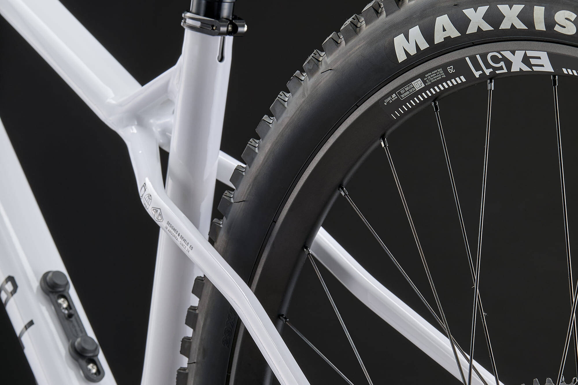 COMMENCAL META HT V3 SIGNATURE PURE WHITE 2026 image large number 7