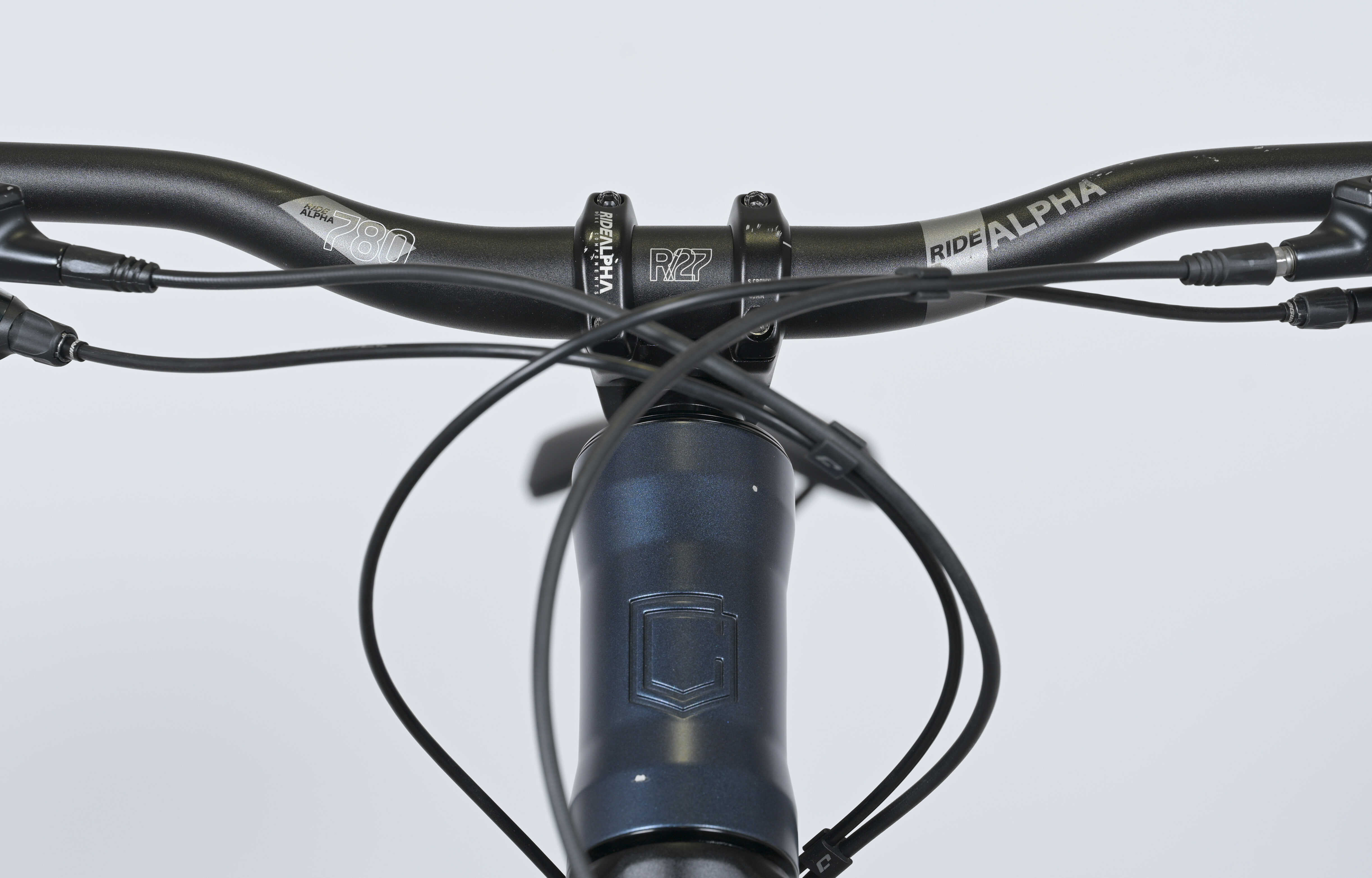 COMMENCAL META V5 RACE SPARKLY BLUE - M (23121302) image large number 2