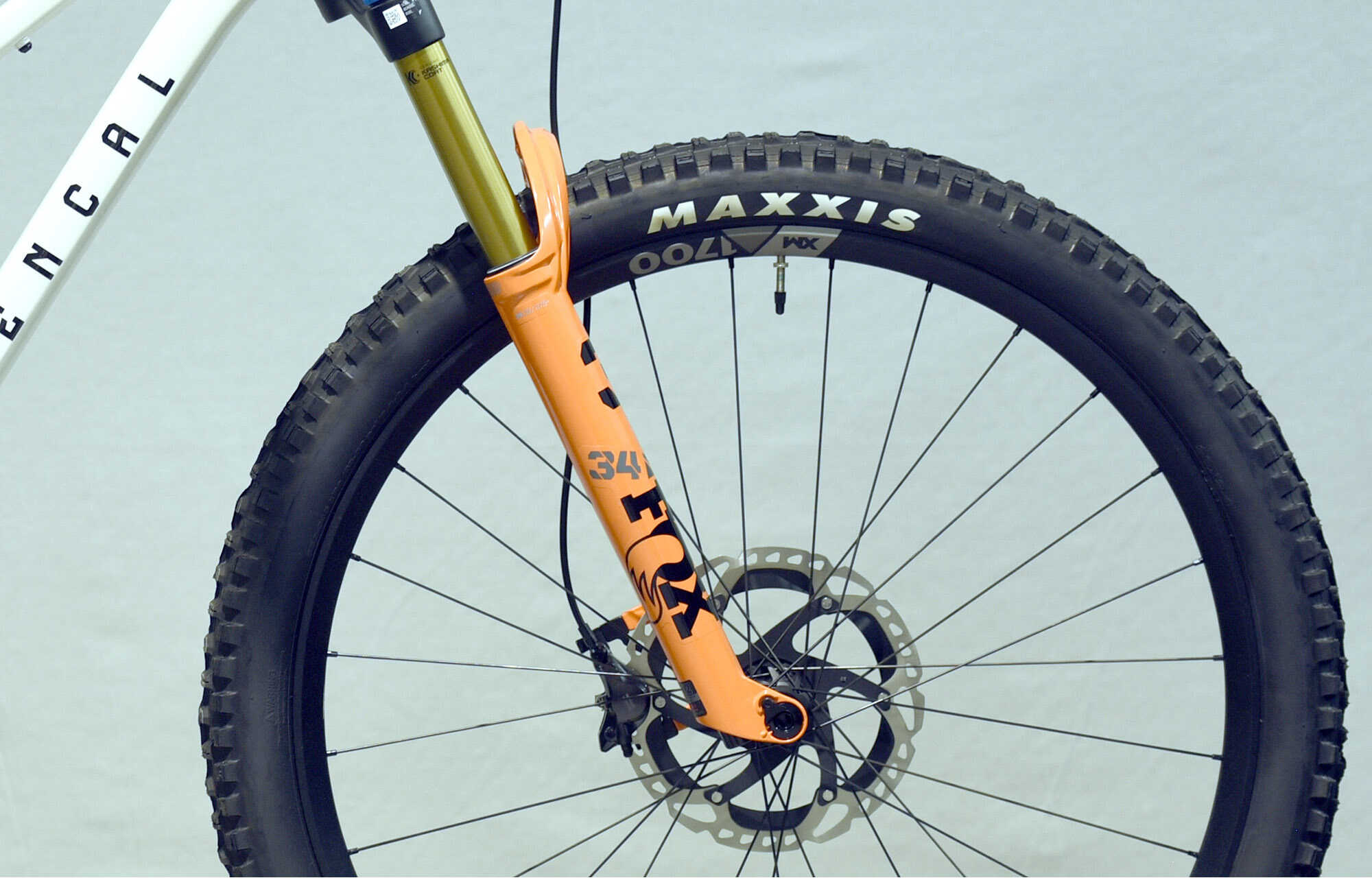 COMMENCAL T.E.M.P.O. SIGNATURE CLEAR SILVER - M (23120402) image large number 2
