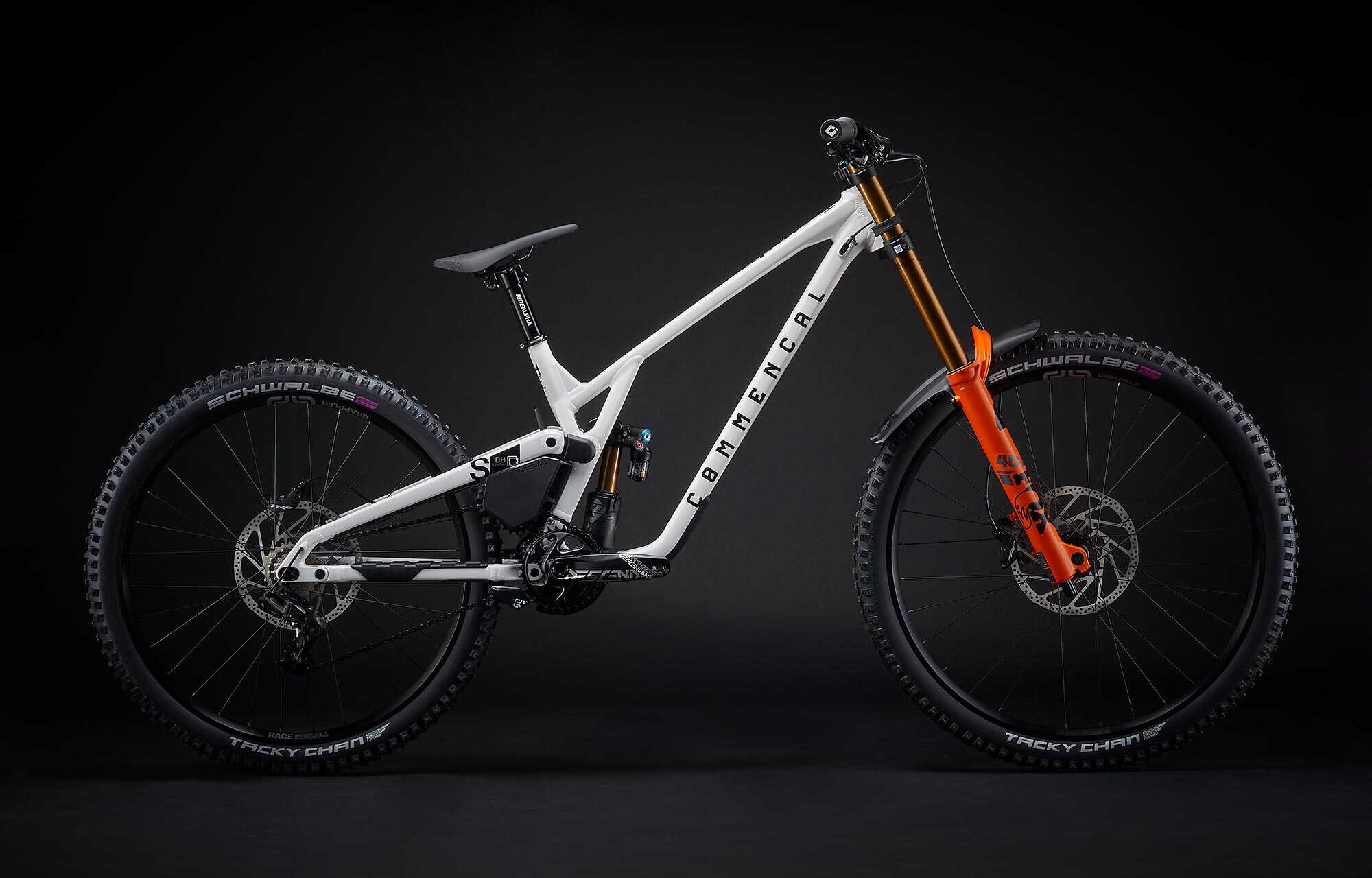 COMMENCAL SUPREME DH V5 SIGNATURE PURE WHITE image large number 0