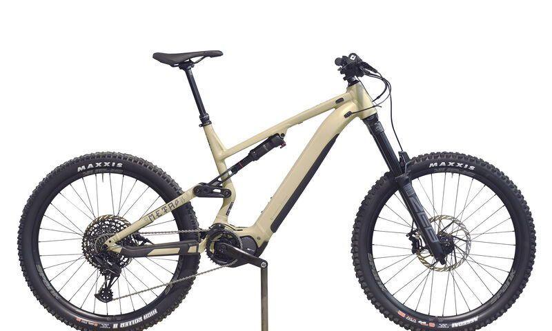 COMMENCAL META POWER SHIMANO SX RIDE SAND - L (21180403) 261 km
