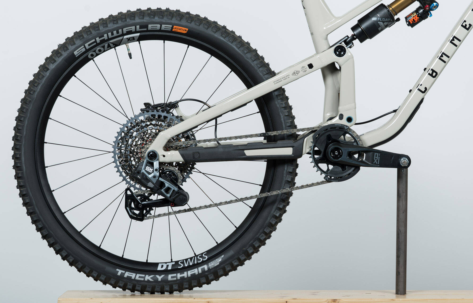 COMMENCAL META SX V5 T-TYPE CHALK - XL (23132004) image large number 0