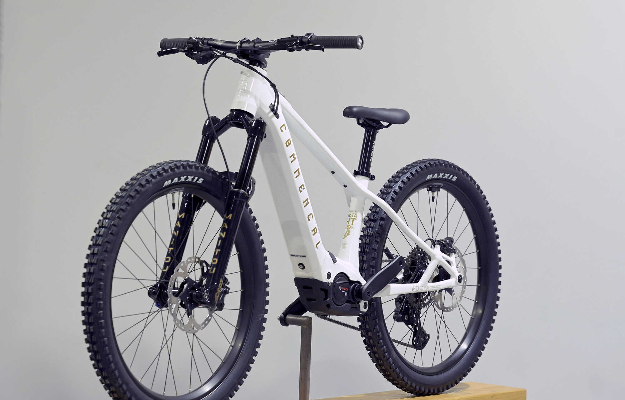 COMMENCAL META HT 24 POWER GLITTERY WHITE - (24173700) 0 km image large number 4