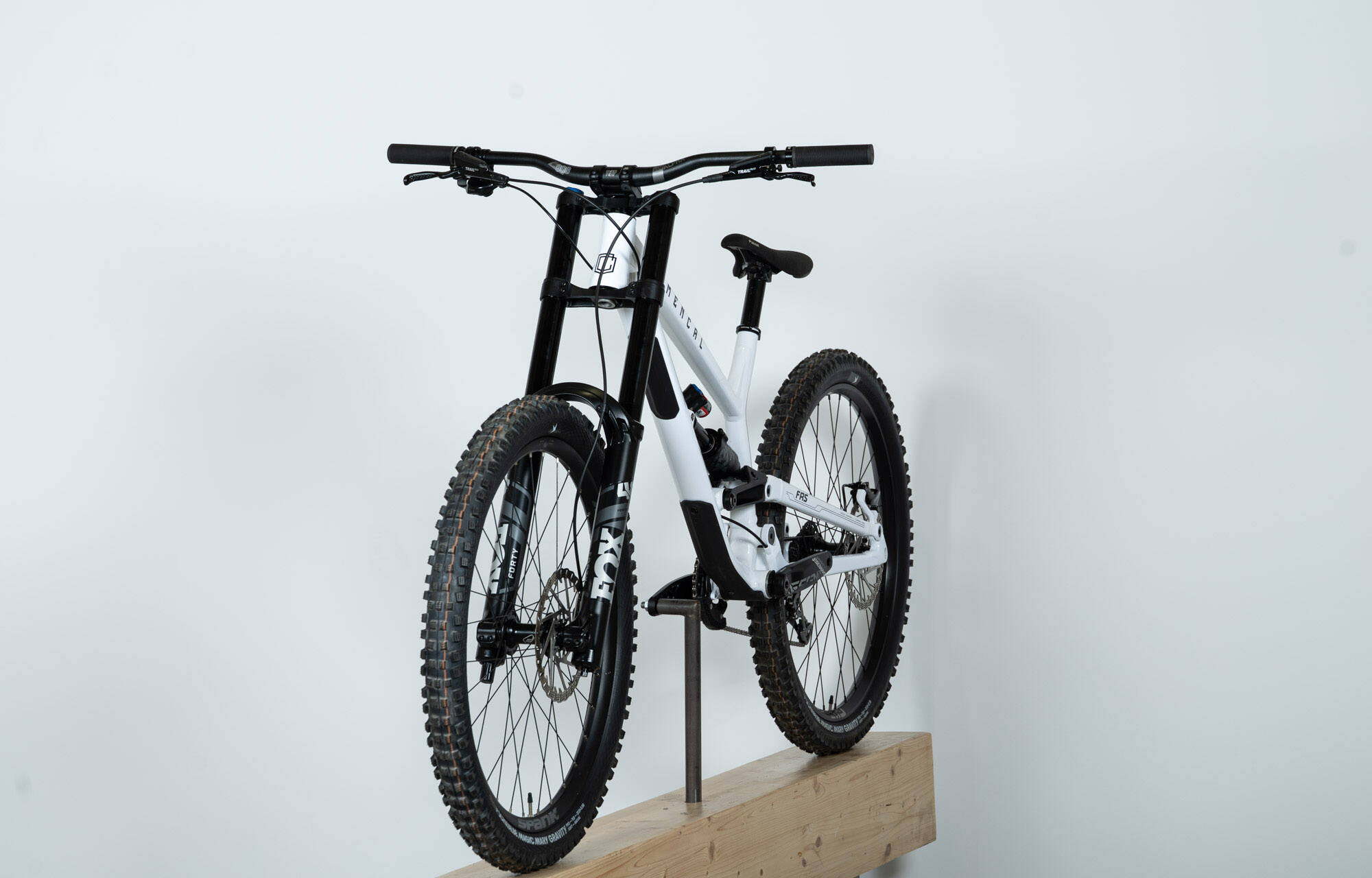 COMMENCAL FRS ESSENTIAL PURE WHITE - L (22150502) image large number 6