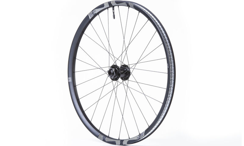 E13 LG1 RACE CARBON ENDURO 15 X 110 BOOST  27.5" FRONT WHEEL