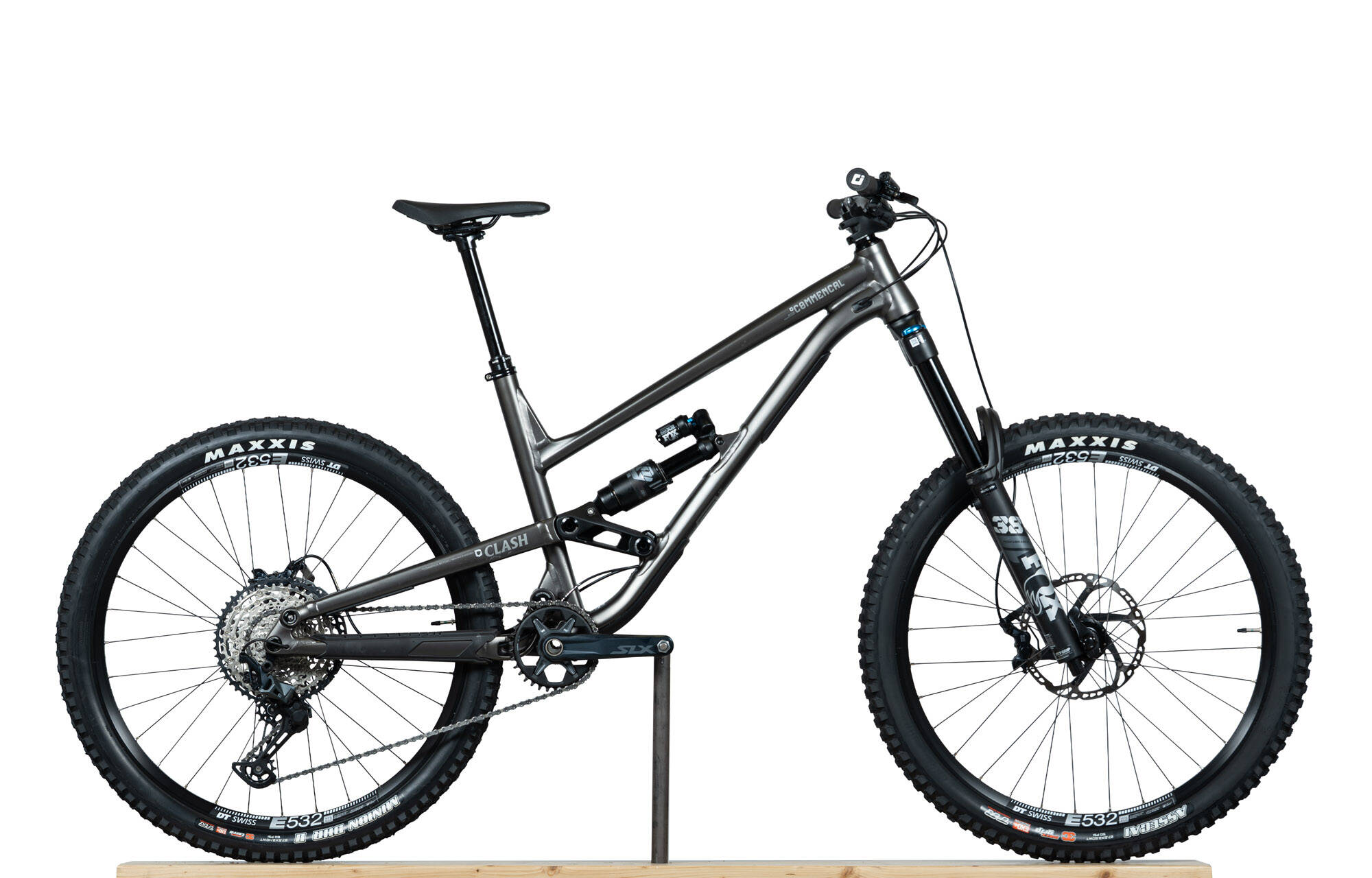 COMMENCAL CLASH ESSENTIAL DARK SLATE - L (22131303) image number null