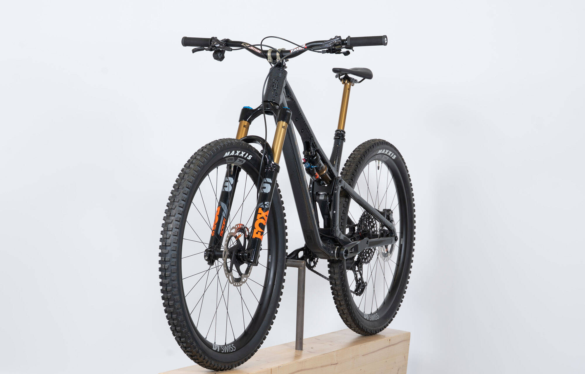 COMMENCAL T.E.M.P.O. T-TYPE CRACKLED BLACK - M (23120502) image large number 4