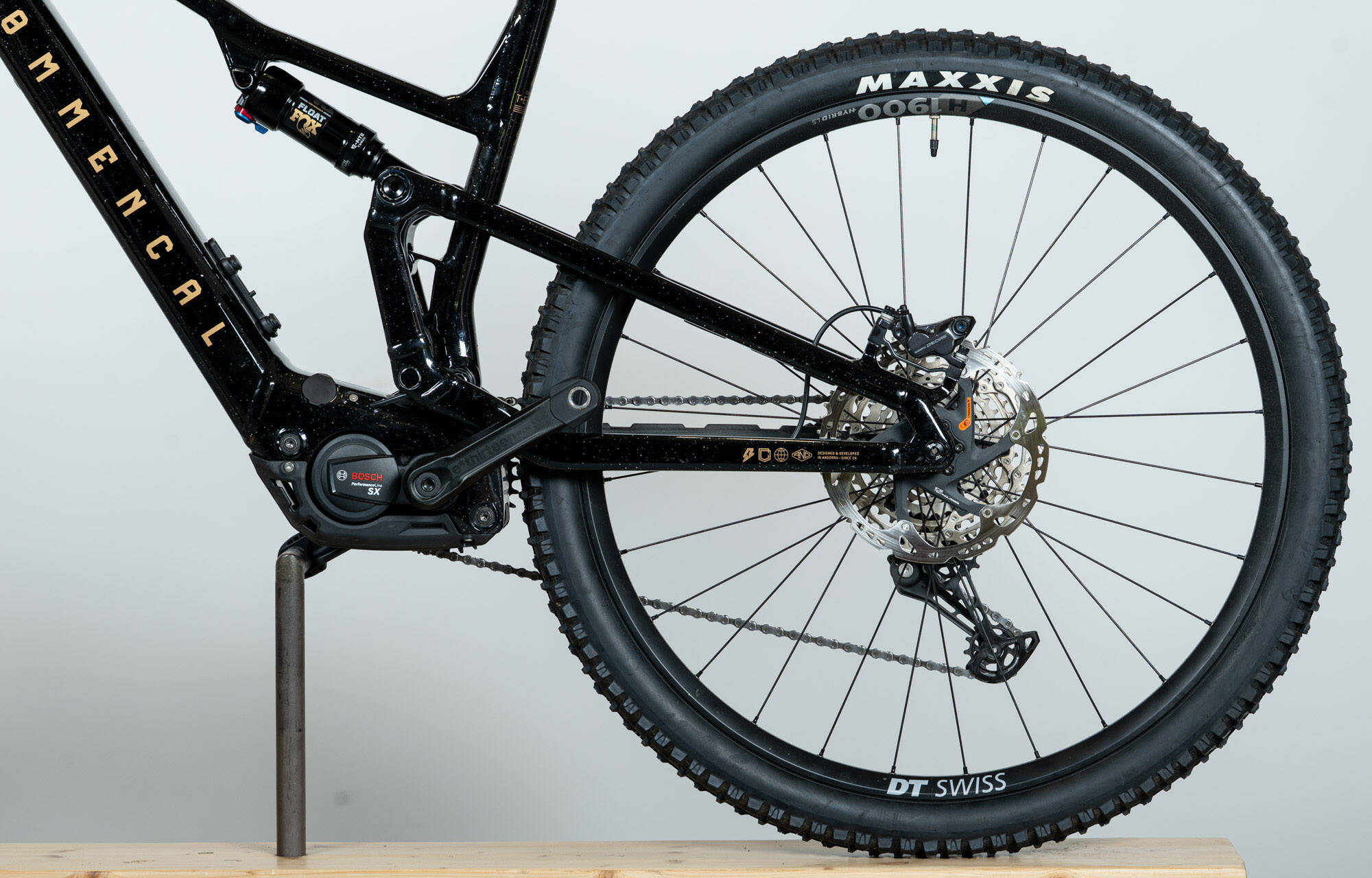 COMMENCAL T.E.M.P.O. POWER ESSENTIAL GLITTERY BLACK - XL (24183474) 258 km image large number 5