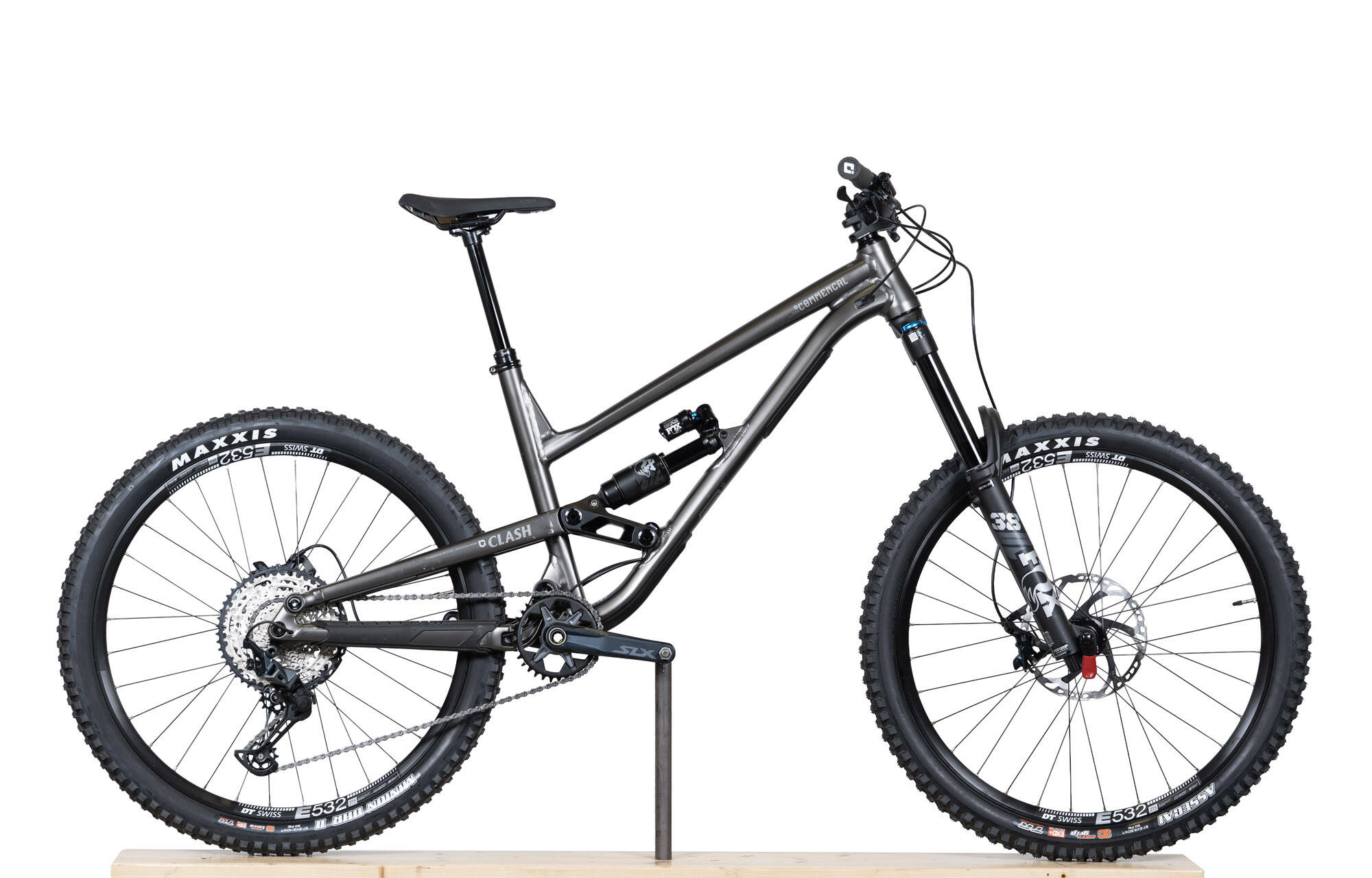 COMMENCAL CLASH ESSENTIAL DARK SLATE - L (22131303) image number null