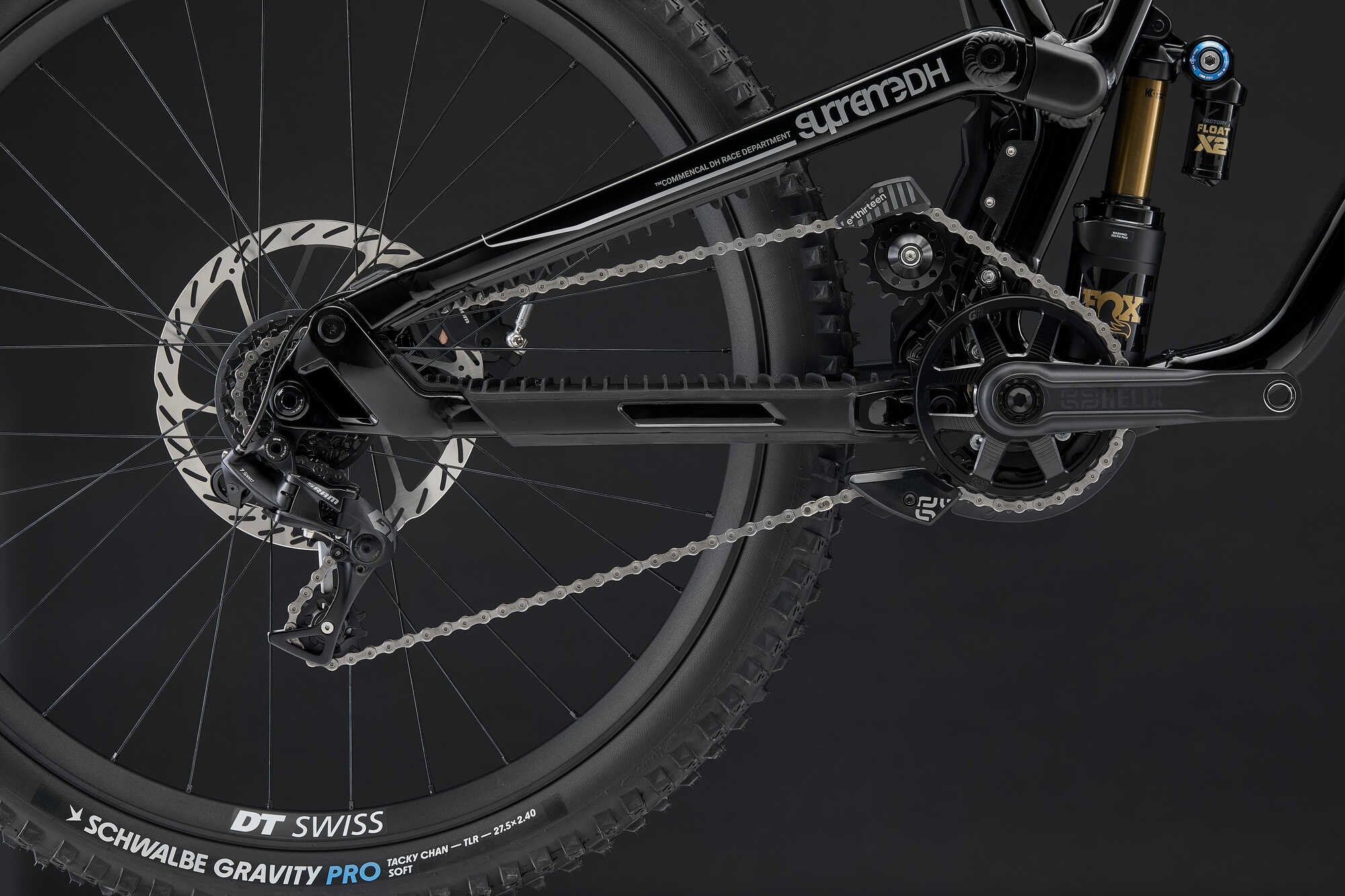 COMMENCAL SUPREME DH V5.2 SIGNATURE PURE BLACK 2027 image large number 5