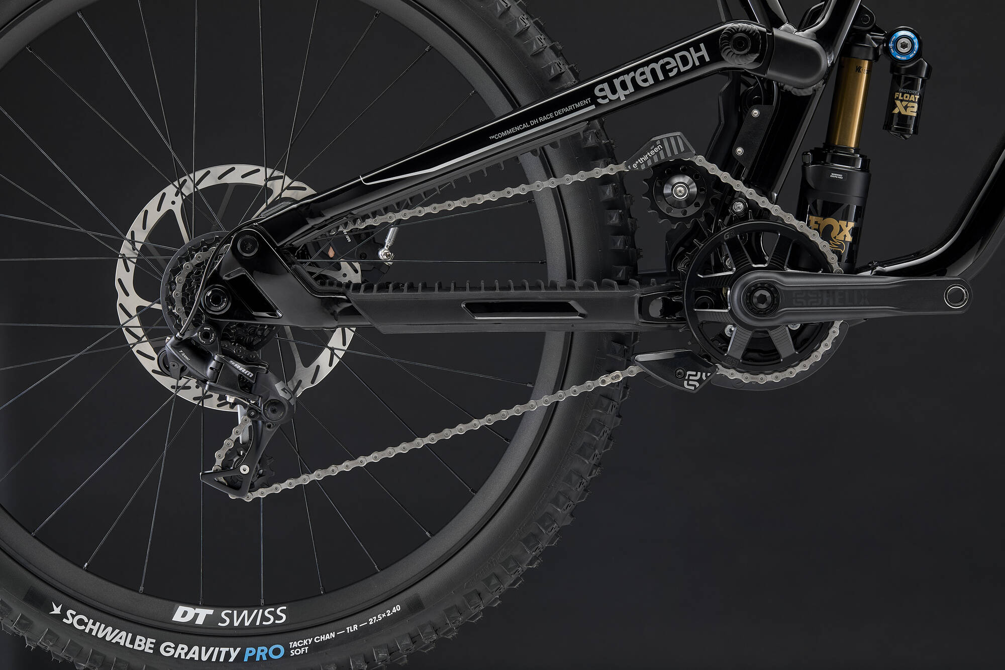 COMMENCAL SUPREME DH V5.2 SIGNATURE PURE BLACK 2027 image large number 5