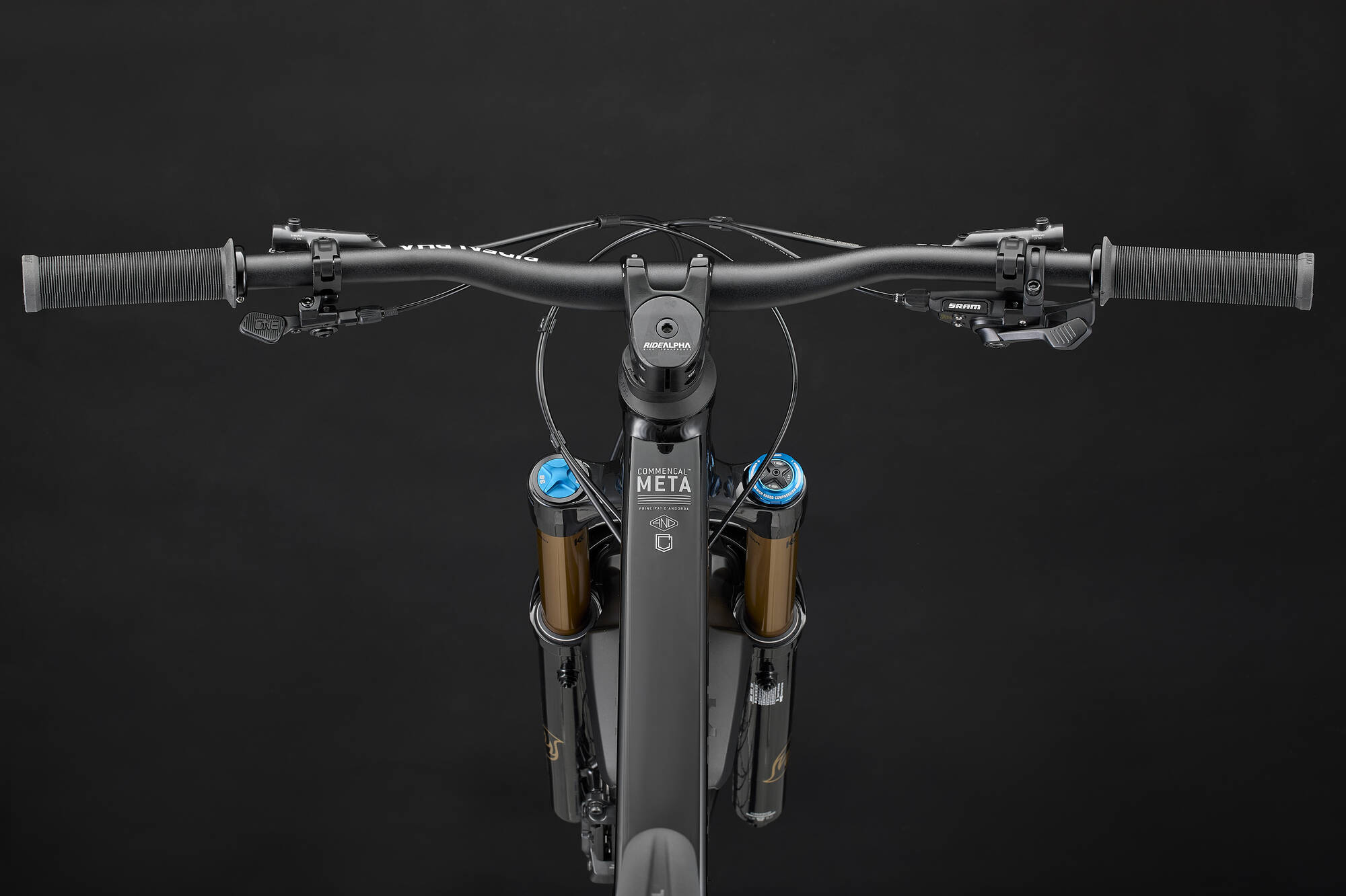 COMMENCAL META V5 SIGNATURE PURE BLACK  2027 image large number 3
