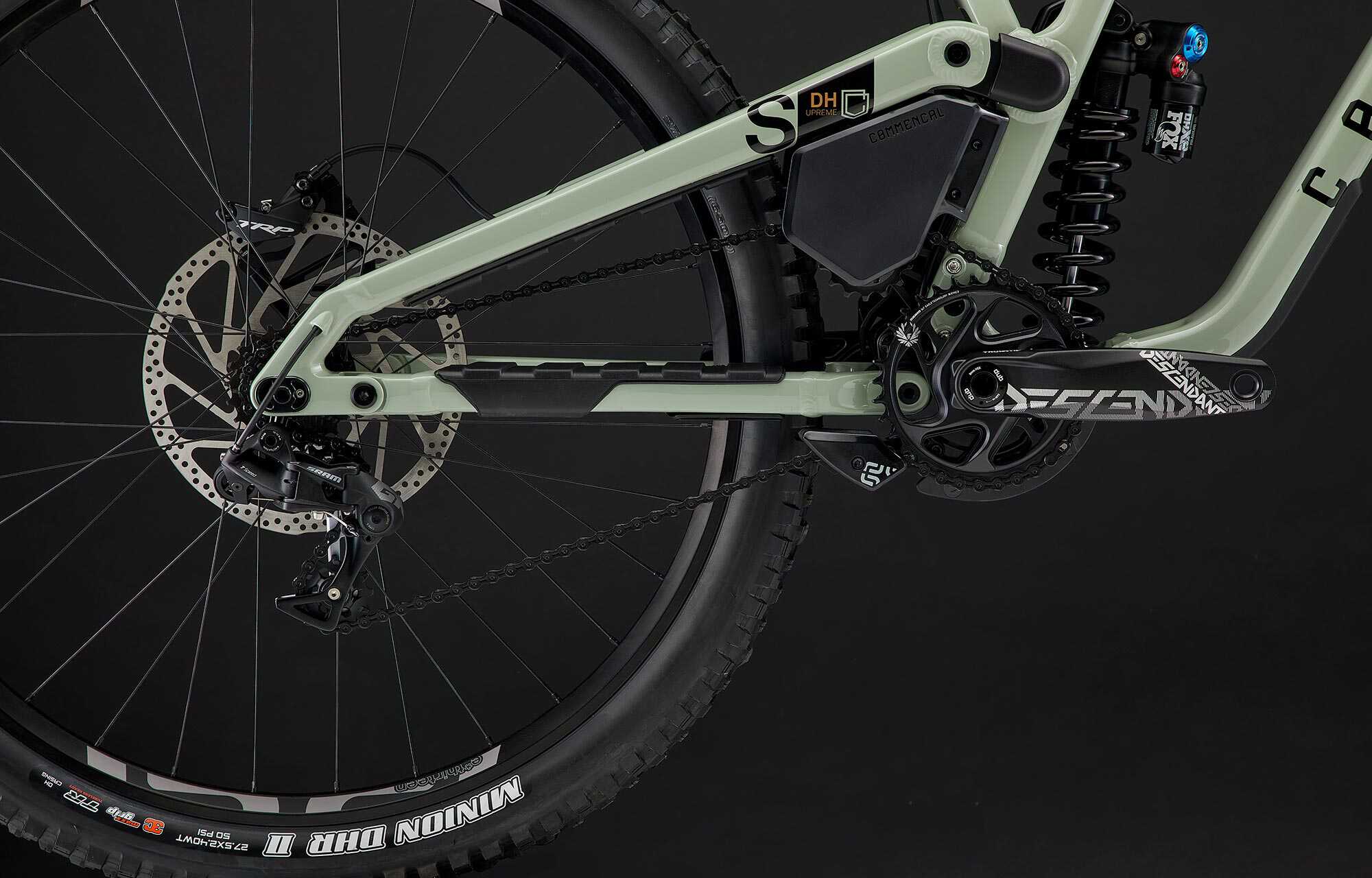 COMMENCAL SUPREME DH V5 ESSENTIAL HERITAGE GREEN image large number 4