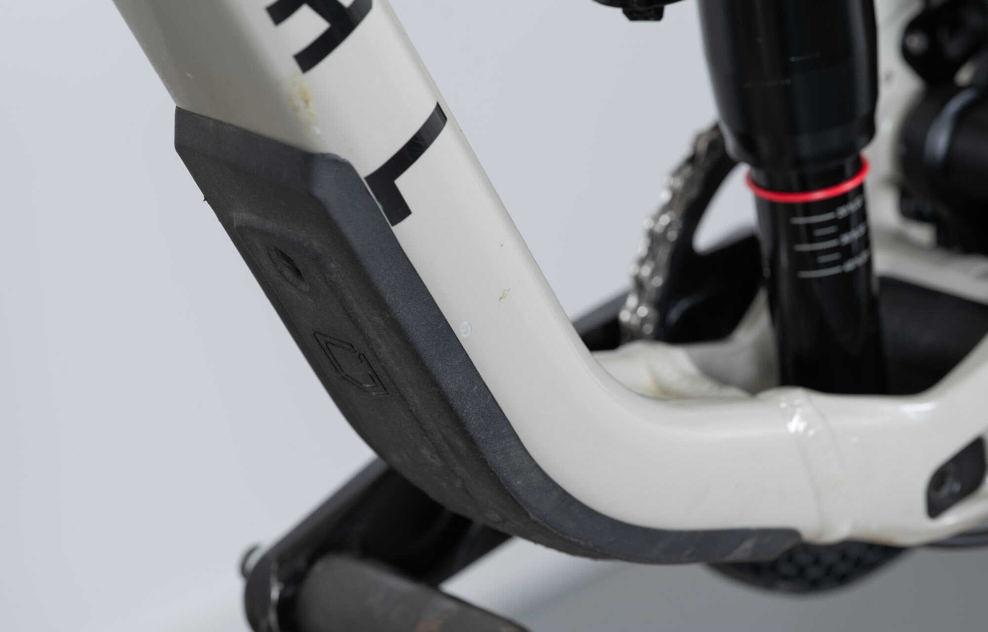 COMMENCAL SUPREME DH V5 RIDE CHALK - L (23150003) image large number 12