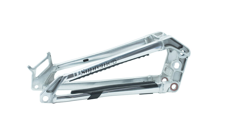 TRIÁNGULO TRASERO SUPREME DH V4.5 HIGH POLISH