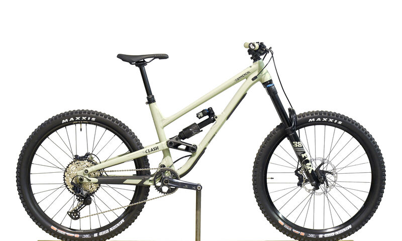 COMMENCAL CLASH ESSENTIAL HERITAGE GREEN - M (22132502)