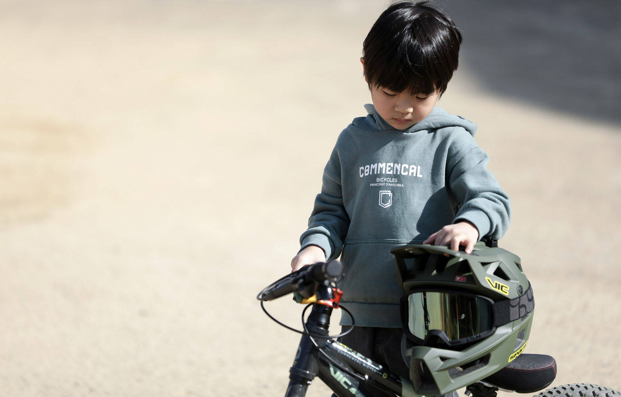 SUDADERA COMMENCAL KIDS CORPORATE SWAMP image large number 7