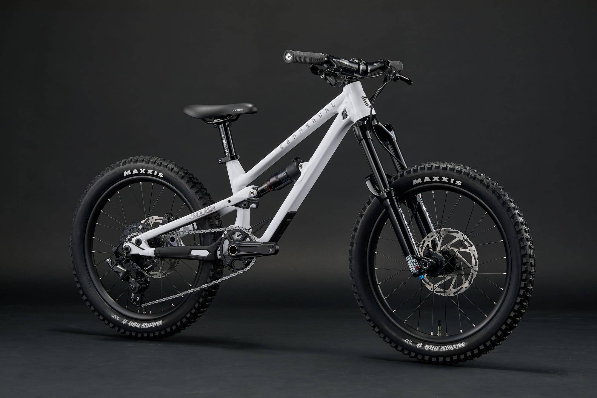 COMMENCAL CLASH 20 PURE WHITE 2026 image large number 1