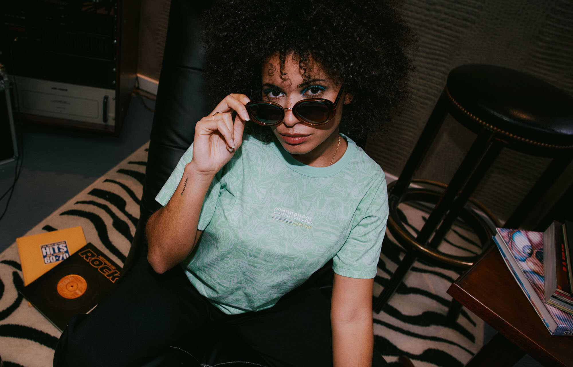 CAMISETA COMMENCAL WOMEN PARTY 70s image large number 0