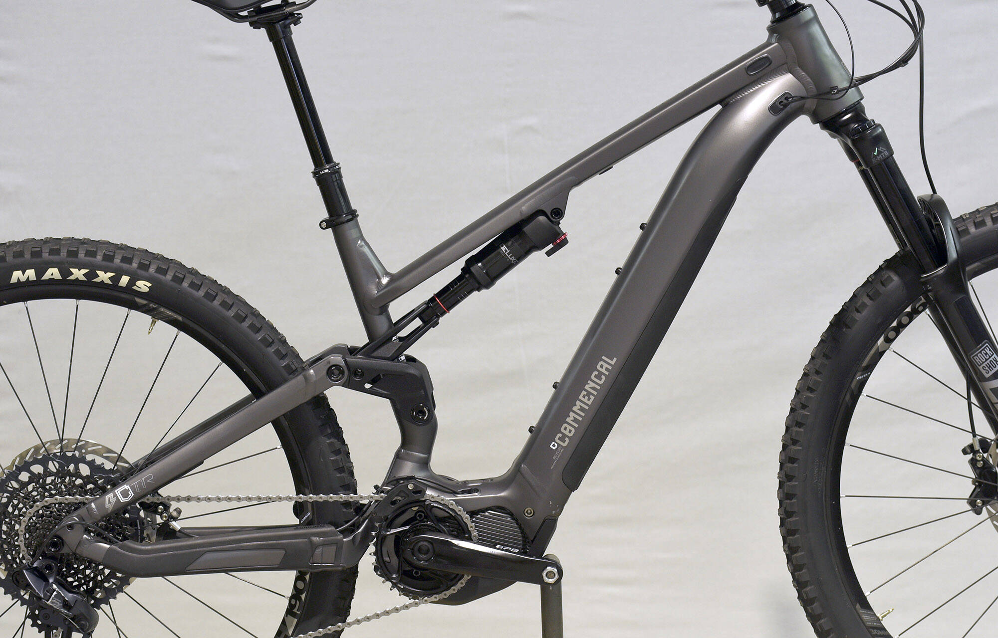 COMMENCAL META POWER SHIMANO TR RACE DARK SLATE - L (22180903) 745 km image large number 1
