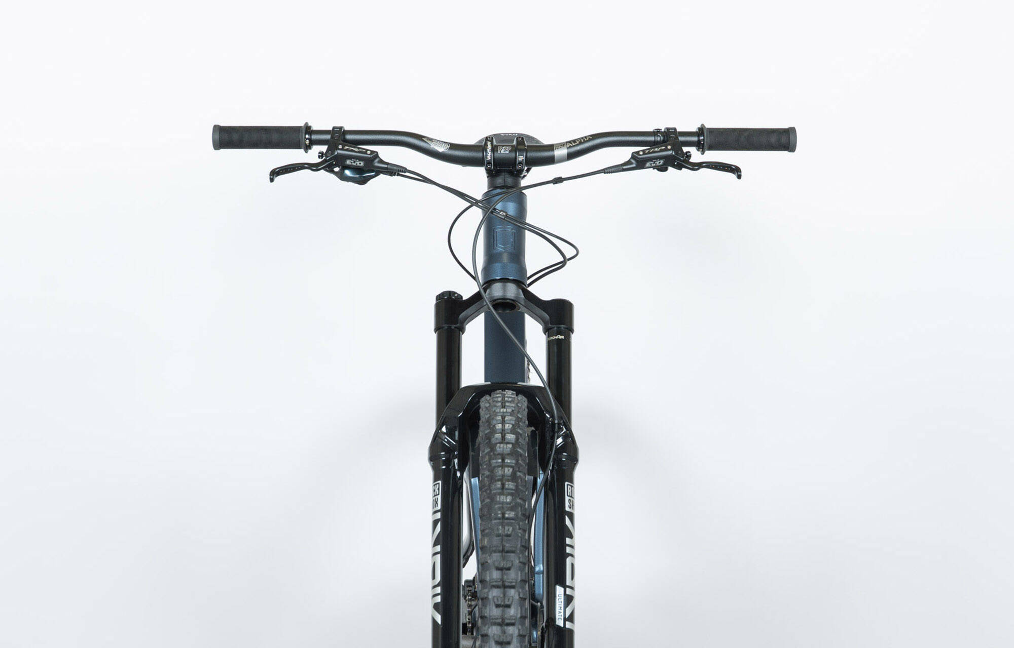 COMMENCAL META V5 RACE SPARKLY BLUE - L (23121303) image large number 3