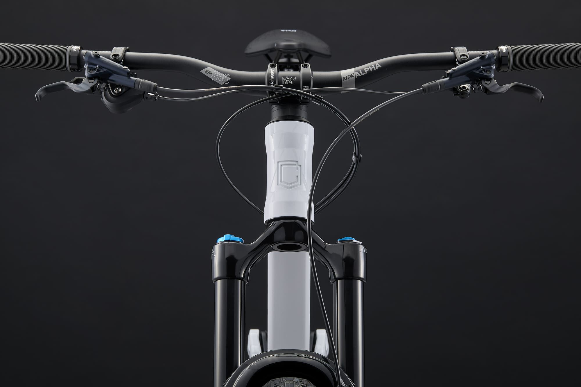 COMMENCAL META SX V5 ESSENTIAL PURE WHITE 2026