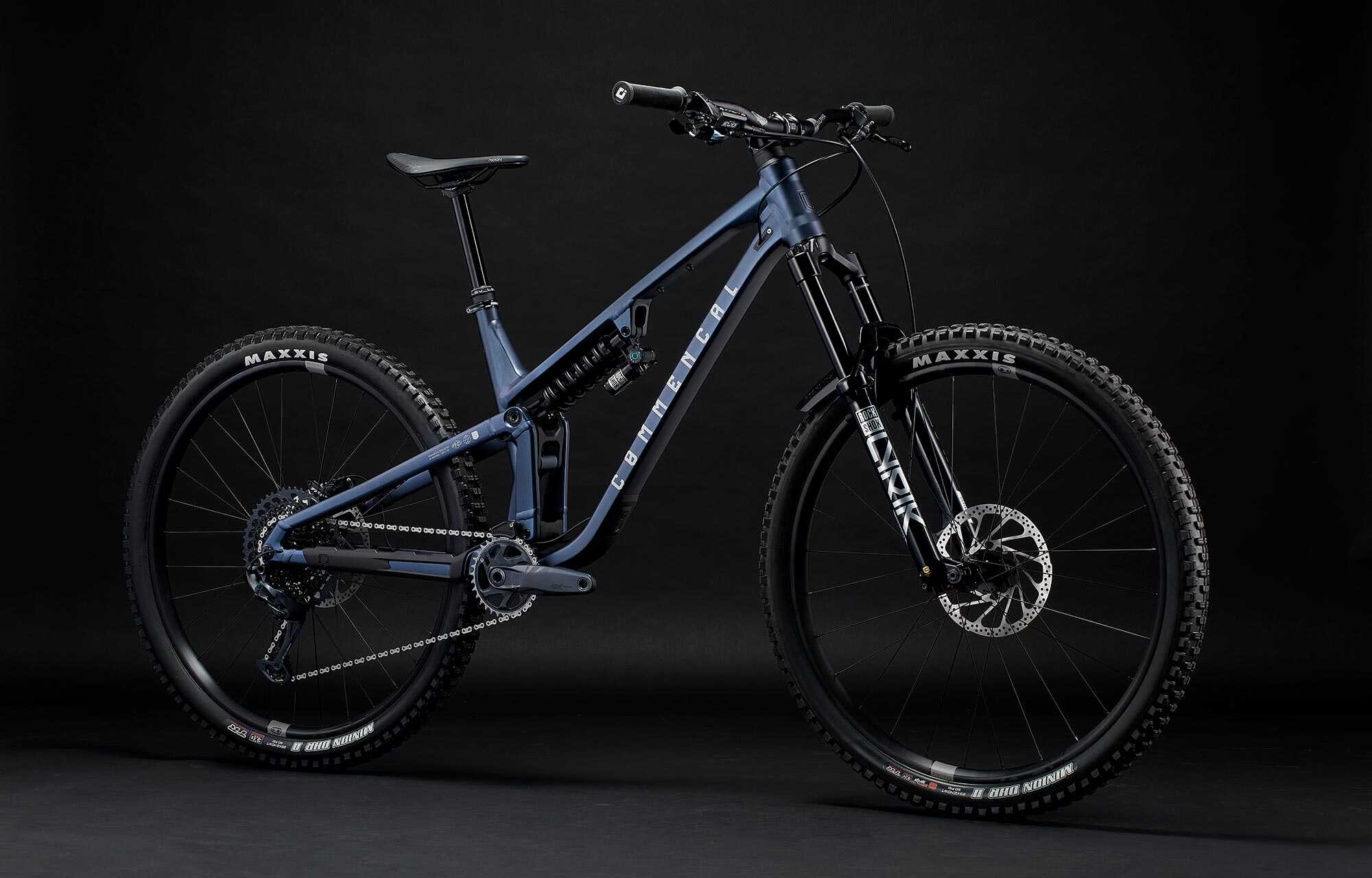 COMMENCAL META V5 RACE SPARKLY BLUE image large number 1