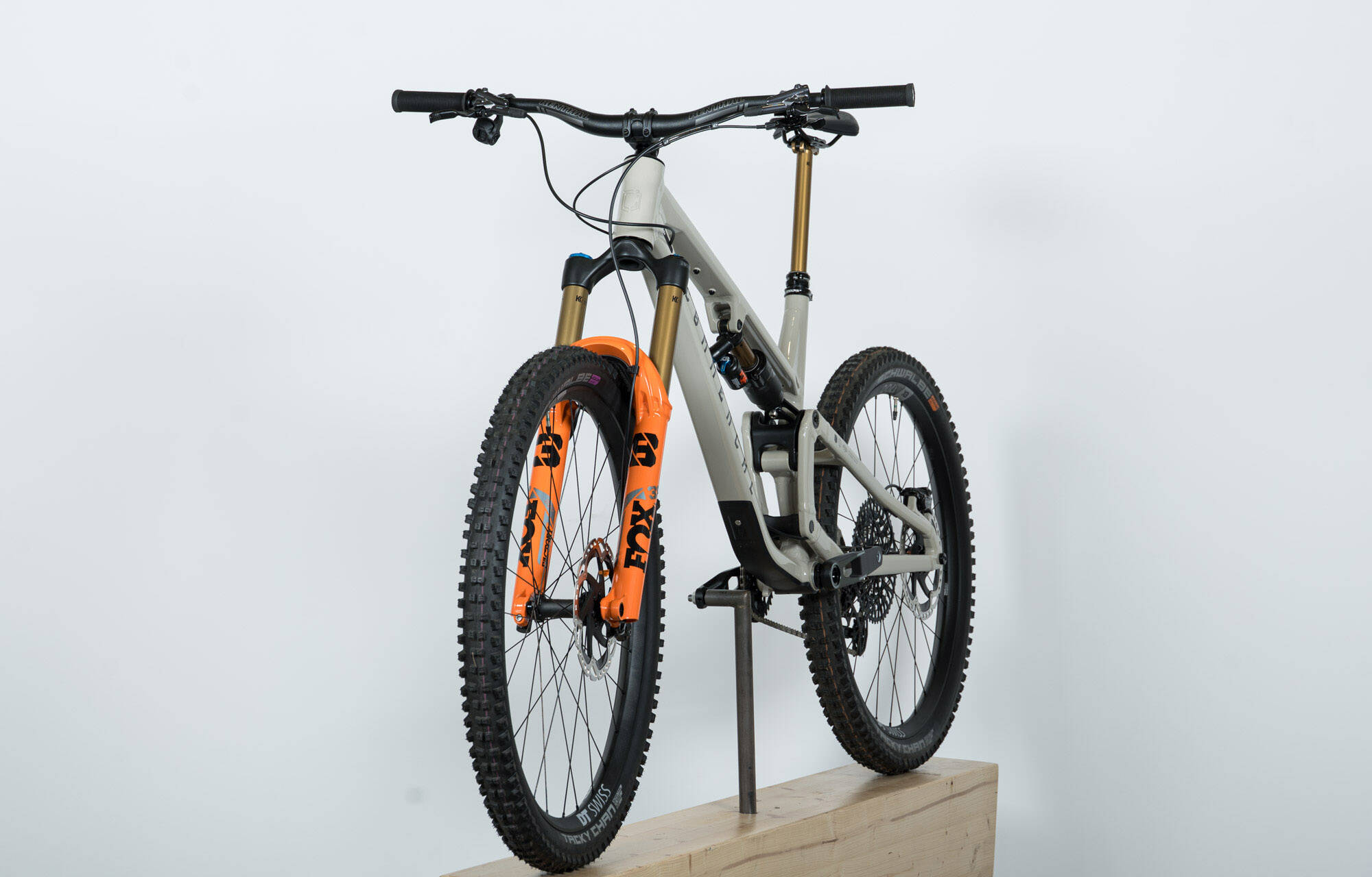 COMMENCAL META SX V5 T-TYPE CHALK - XL (23132004) image large number 4