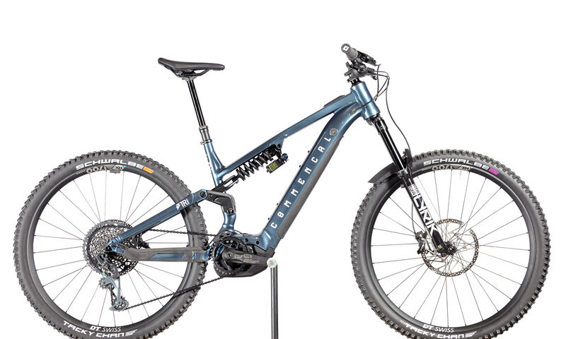 COMMENCAL META POWER TR BOSCH RACE SPARKLY BLUE - L (22181403) 424km