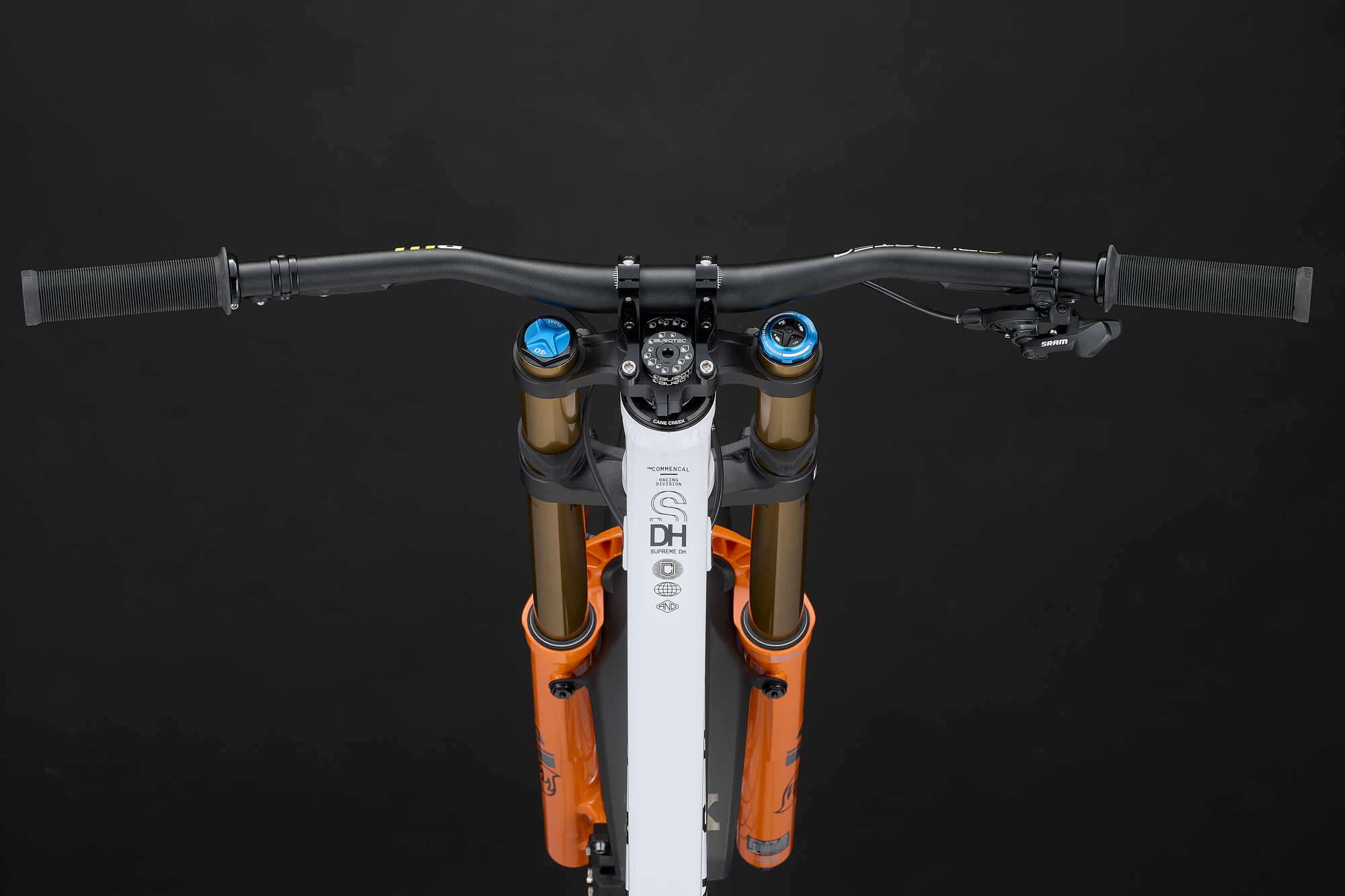 COMMENCAL SUPREME DH V5 SIGNATURE PURE WHITE 2026 image large number 3