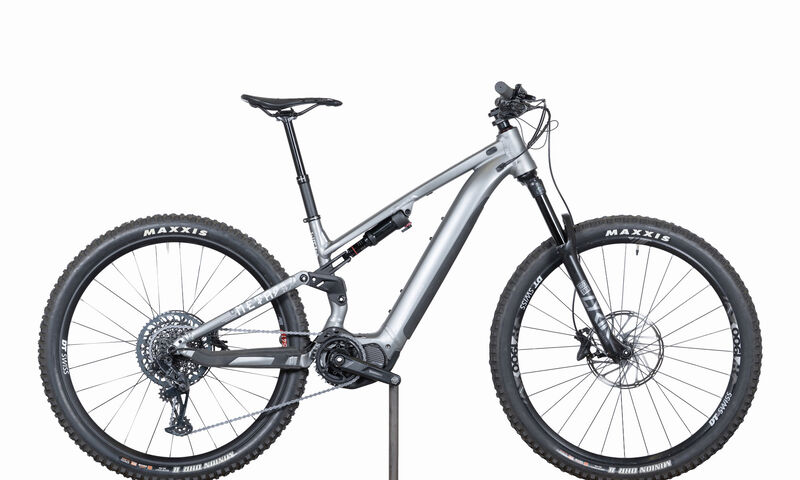 COMMENCAL META POWER TR SHIMANO RACE MATTE GRAPHITE - M (21181102) 1563 km
