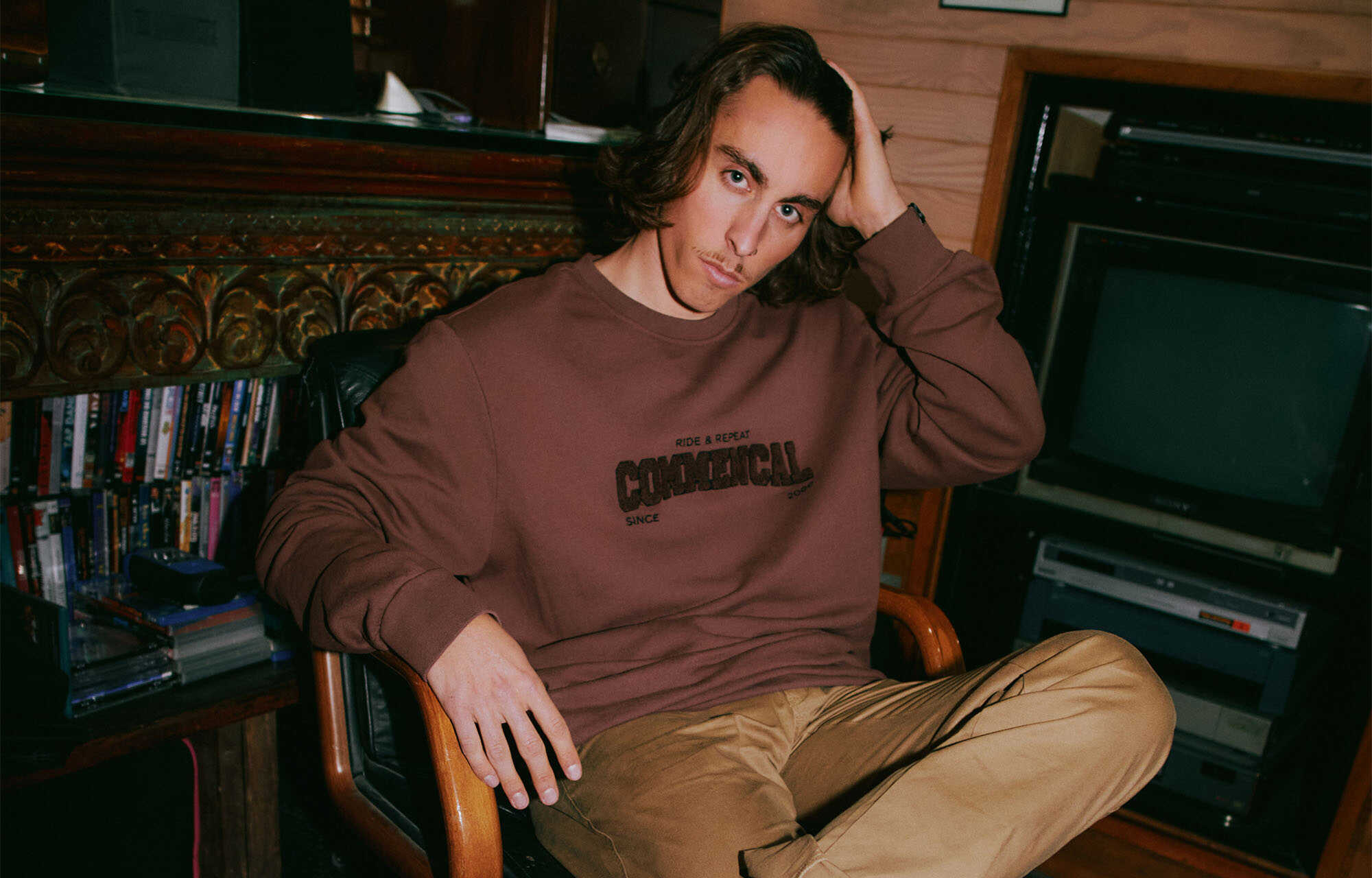 CREWNECK COMMENCAL REGULAR FIT UNIVERSITY GRANIT image large number 1