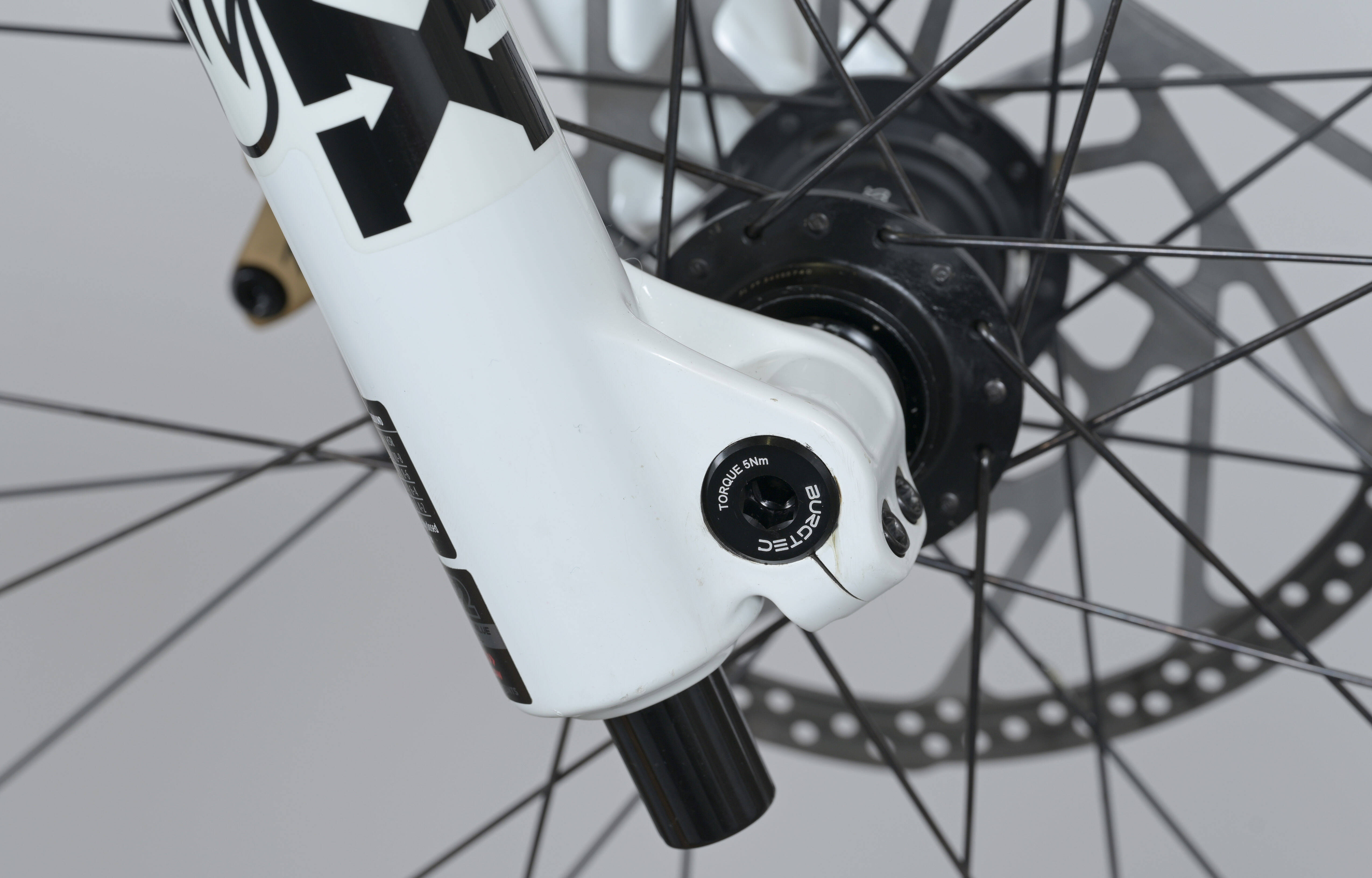 COMMENCAL SUPREME DH V5 SIGNATURE LTD PURE WHITE - M (23151002) image large number 5