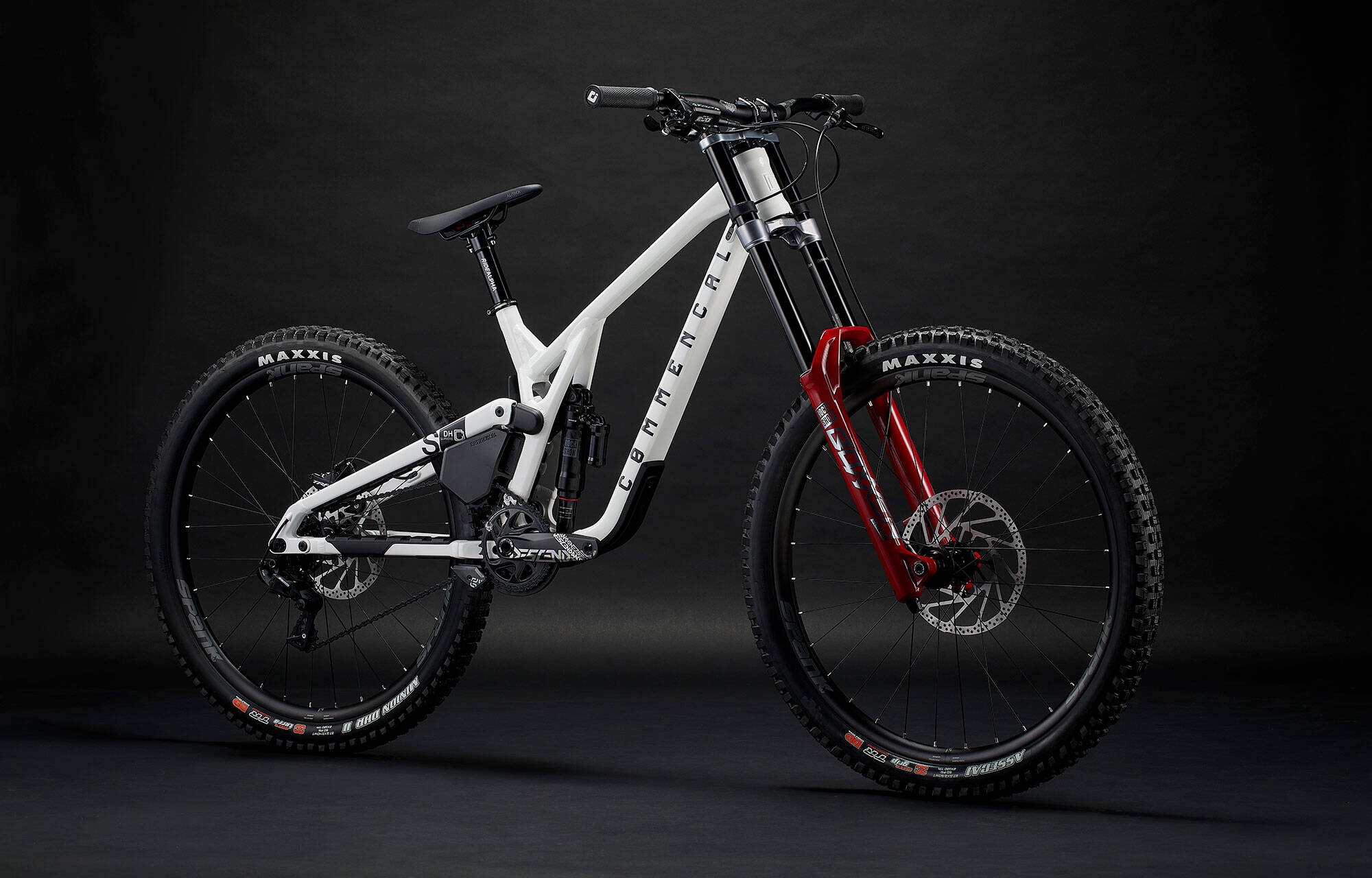 COMMENCAL SUPREME DH V5 XS PURE WHITE image large number 1