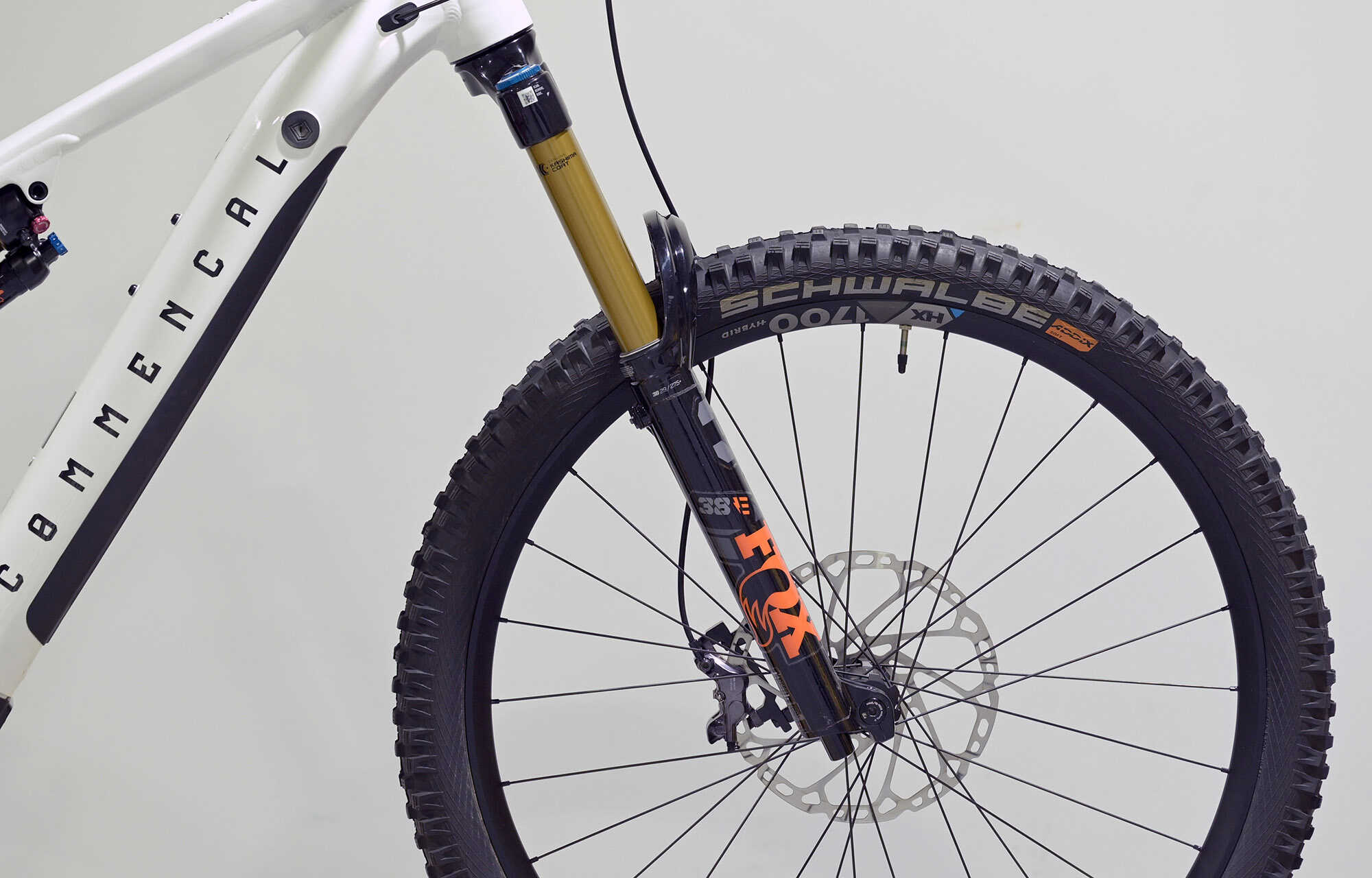 COMMENCAL META POWER SX BOSCH SIGNATURE PURE WHITE - L (22181903) 254 km image large number 1