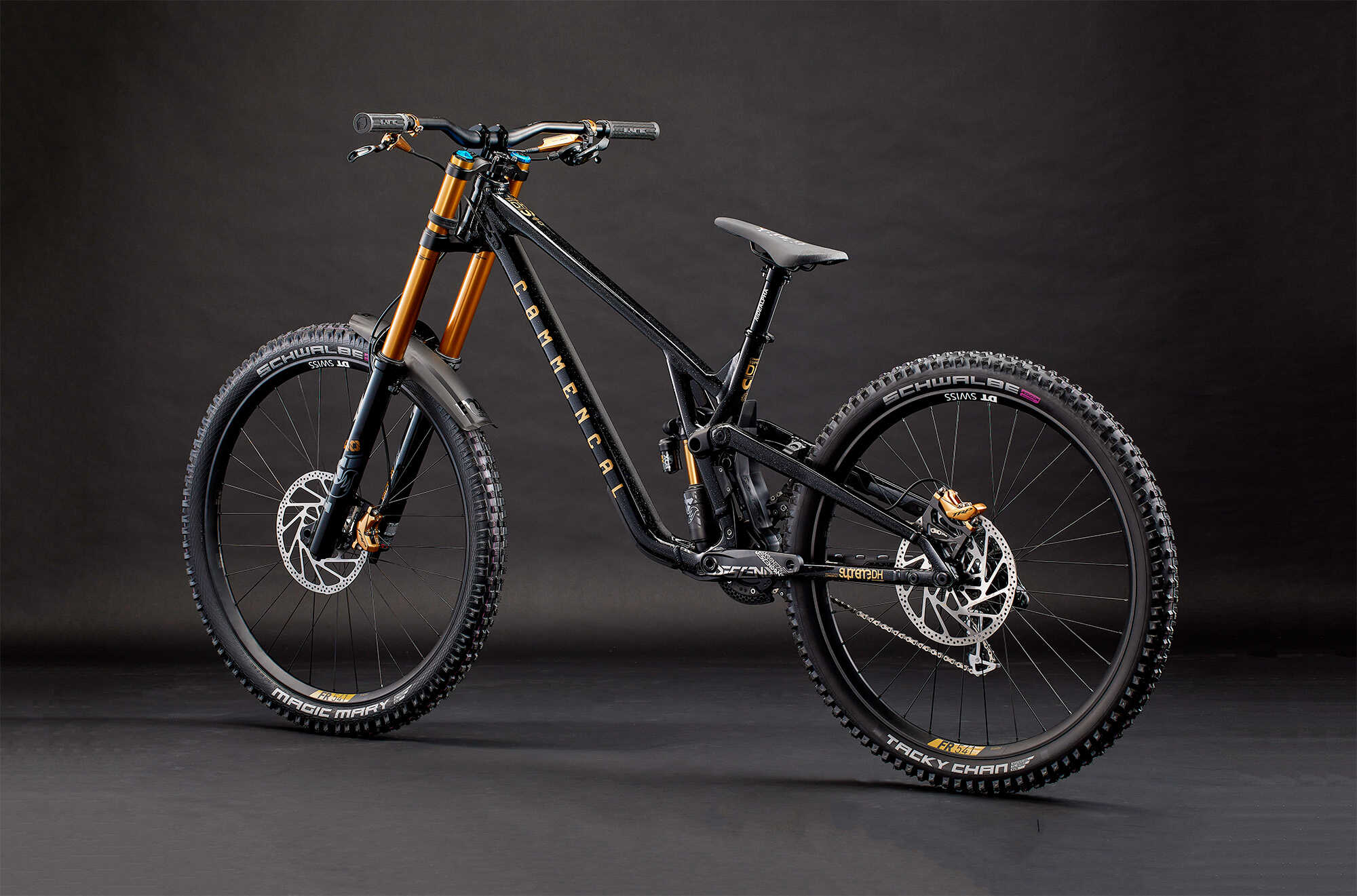 COMMENCAL SUPREME DH V5 SIGNATURE LTD GLITTERY BLACK 2025 image large number 2
