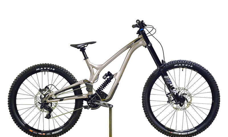 COMMENCAL SUPREME DH RACE CHAMPAGNE - M (22150102)