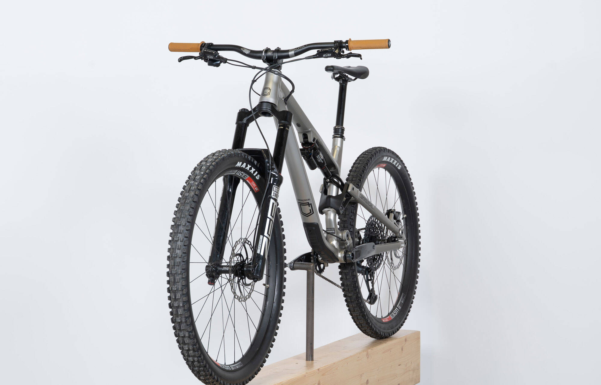 COMMENCAL META SX V4 RACE SILVER - M (22130802) image large number 4