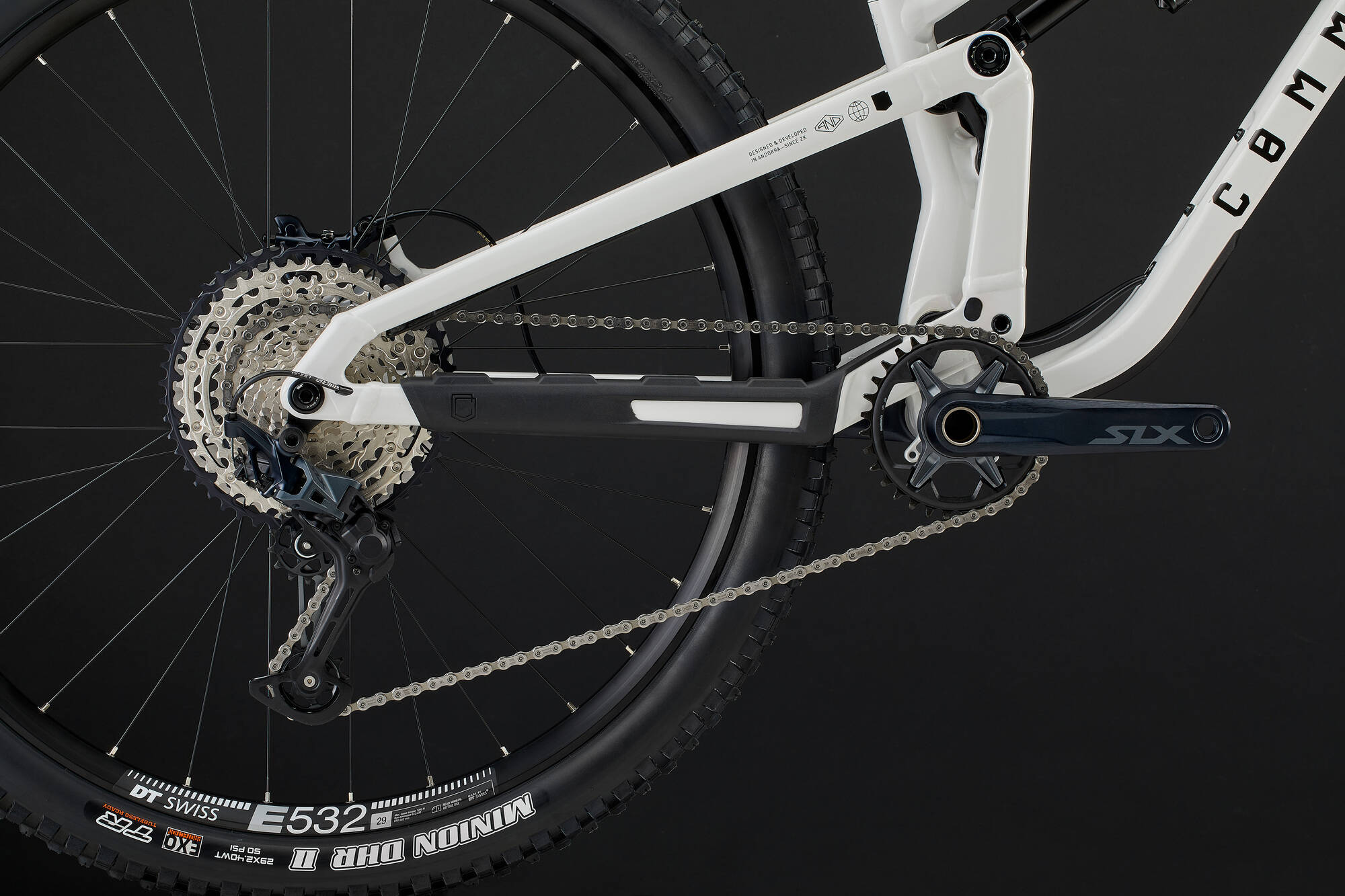 COMMENCAL META V5 ESSENTIAL PURE WHITE image large number 5